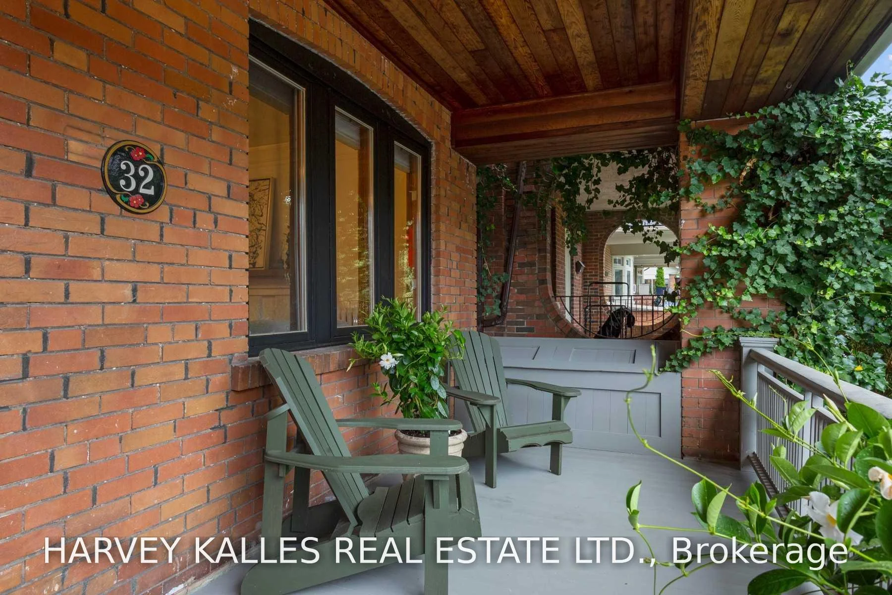 Photo 5 of 32 Crang Avenue, Toronto, Oakwood Village — HOMEH