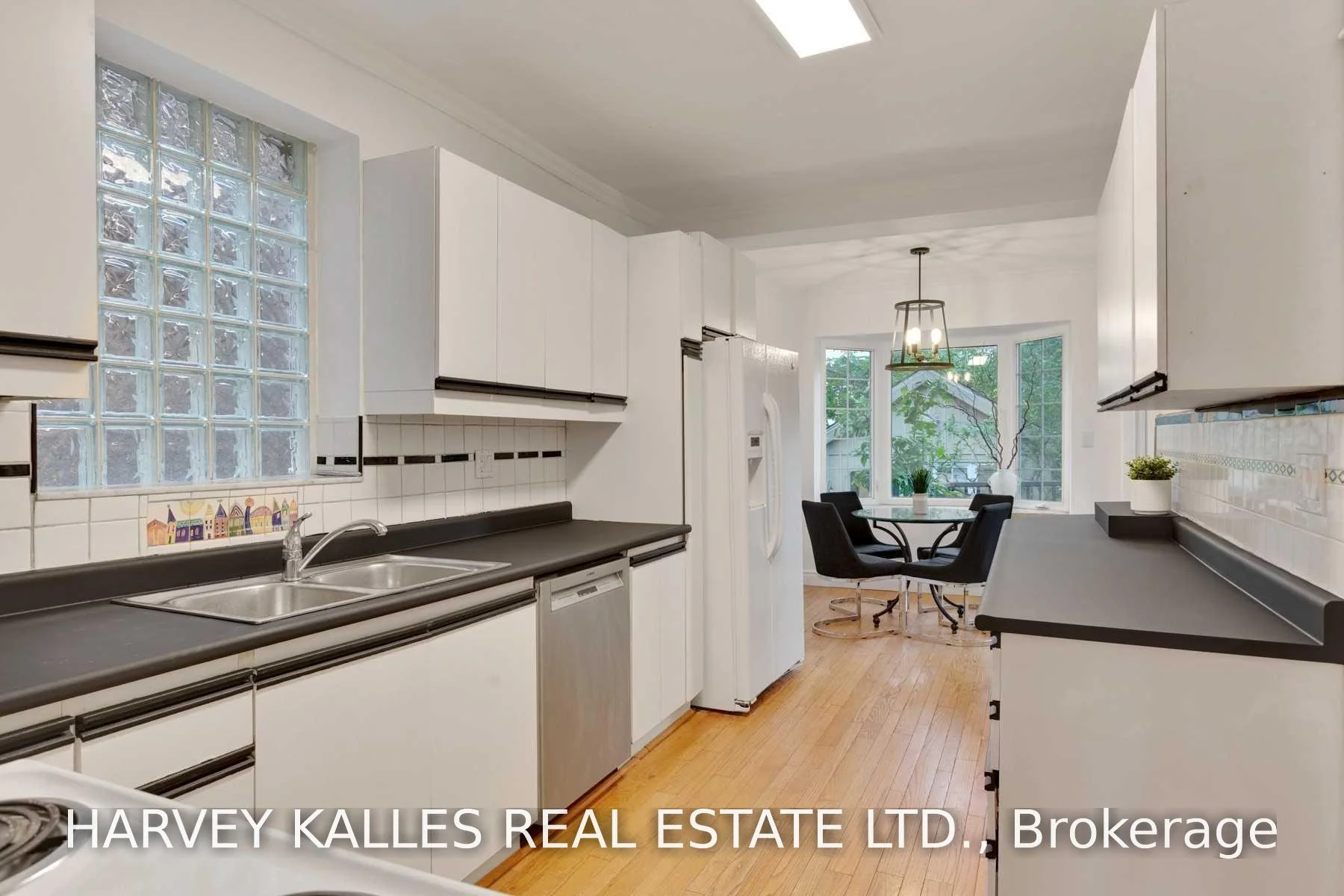 Photo 6 of 32 Crang Avenue, Toronto, Oakwood Village — HOMEH