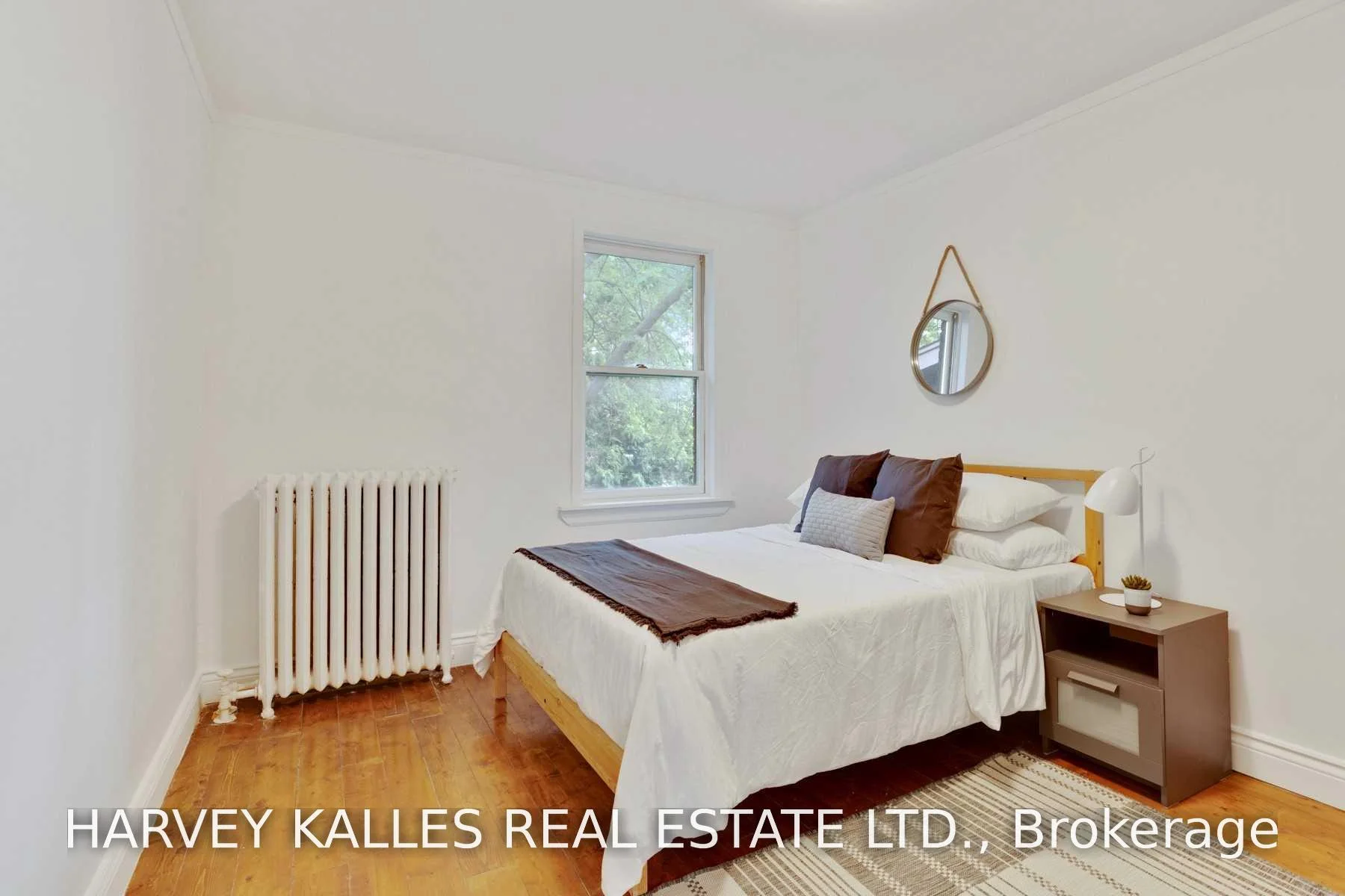 Photo 21 of 32 Crang Avenue, Toronto, Oakwood Village — HOMEH