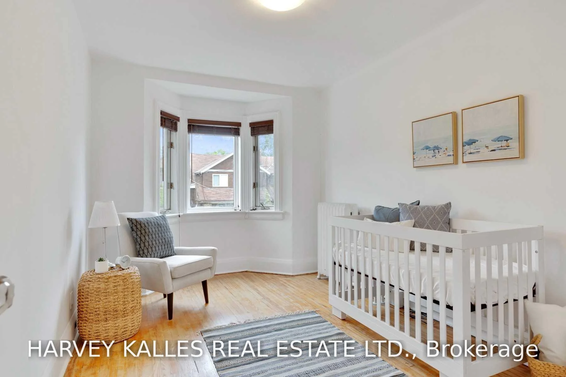 Photo 25 of 32 Crang Avenue, Toronto, Oakwood Village — HOMEH
