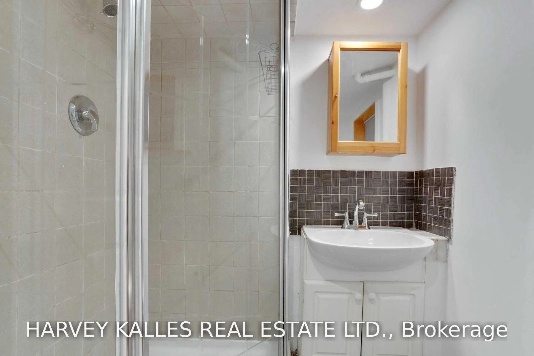 Photo 31 of 32 Crang Avenue, Toronto, Oakwood Village — HOMEH
