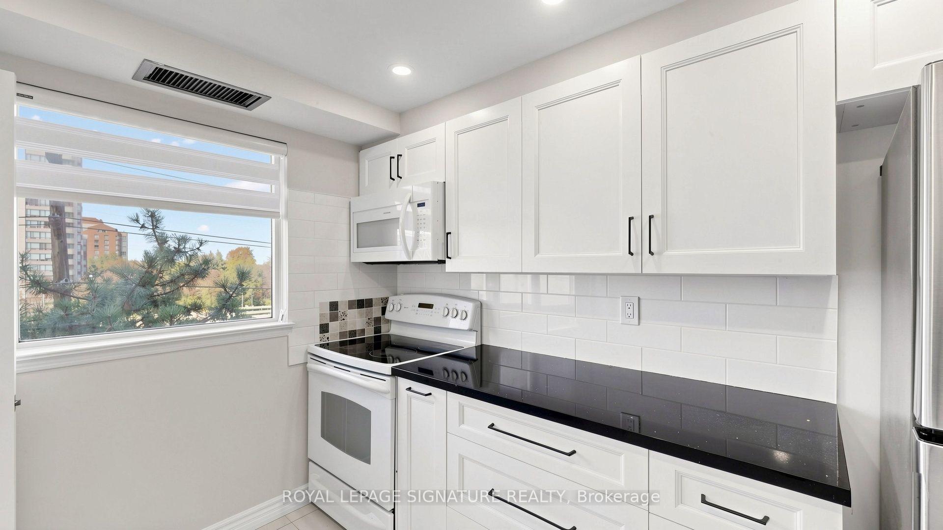 Photo 9 of Unit 411, 7 Bishop Avenue, North York, Newtonbrook East — HOMEH