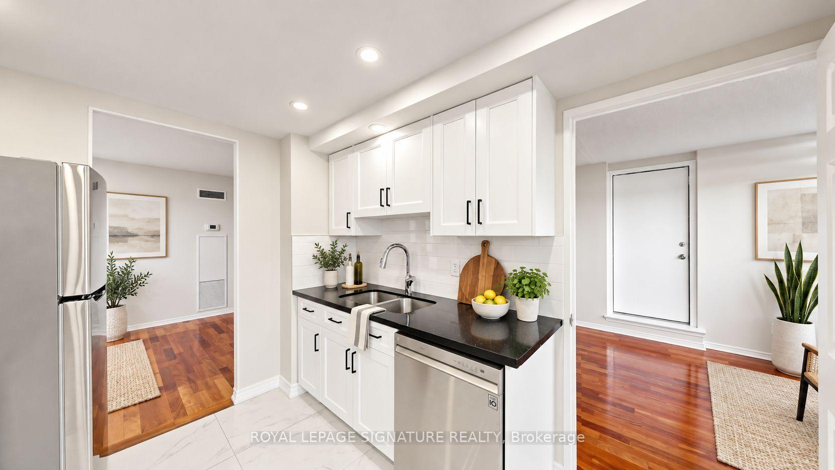 Photo 16 of Unit 411, 7 Bishop Avenue, North York, Newtonbrook East — HOMEH