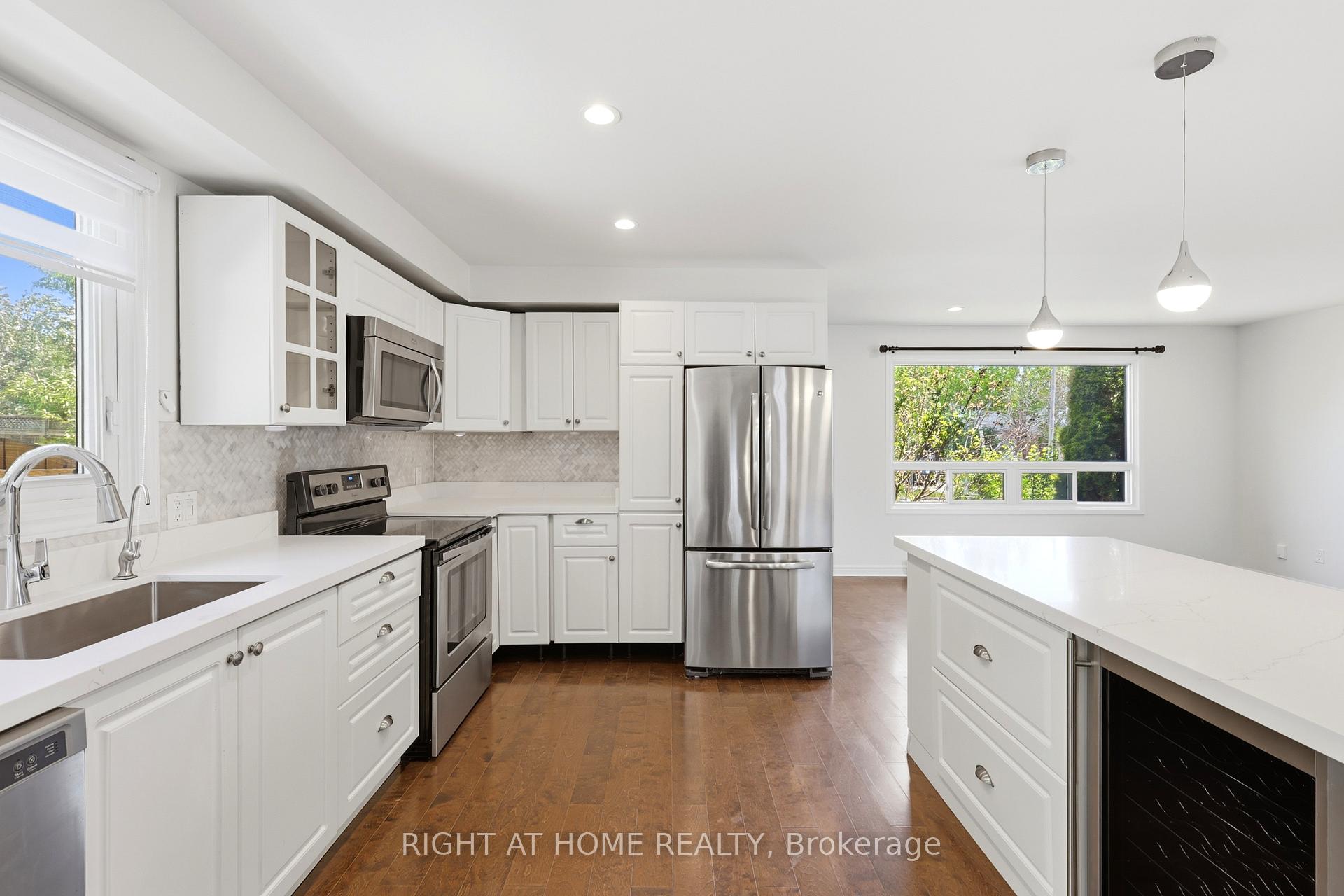 Photo 13 of 68 Overbank Drive, Oshawa, McLaughlin — HOMEH