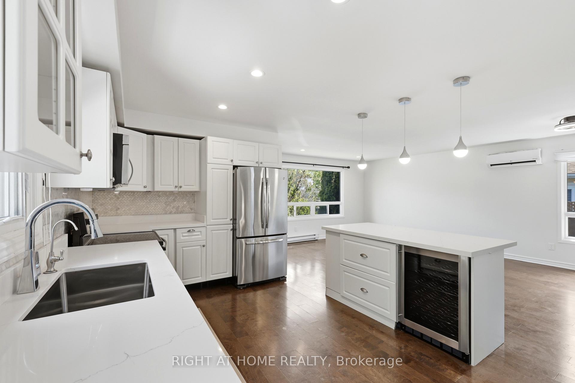 Photo 14 of 68 Overbank Drive, Oshawa, McLaughlin — HOMEH