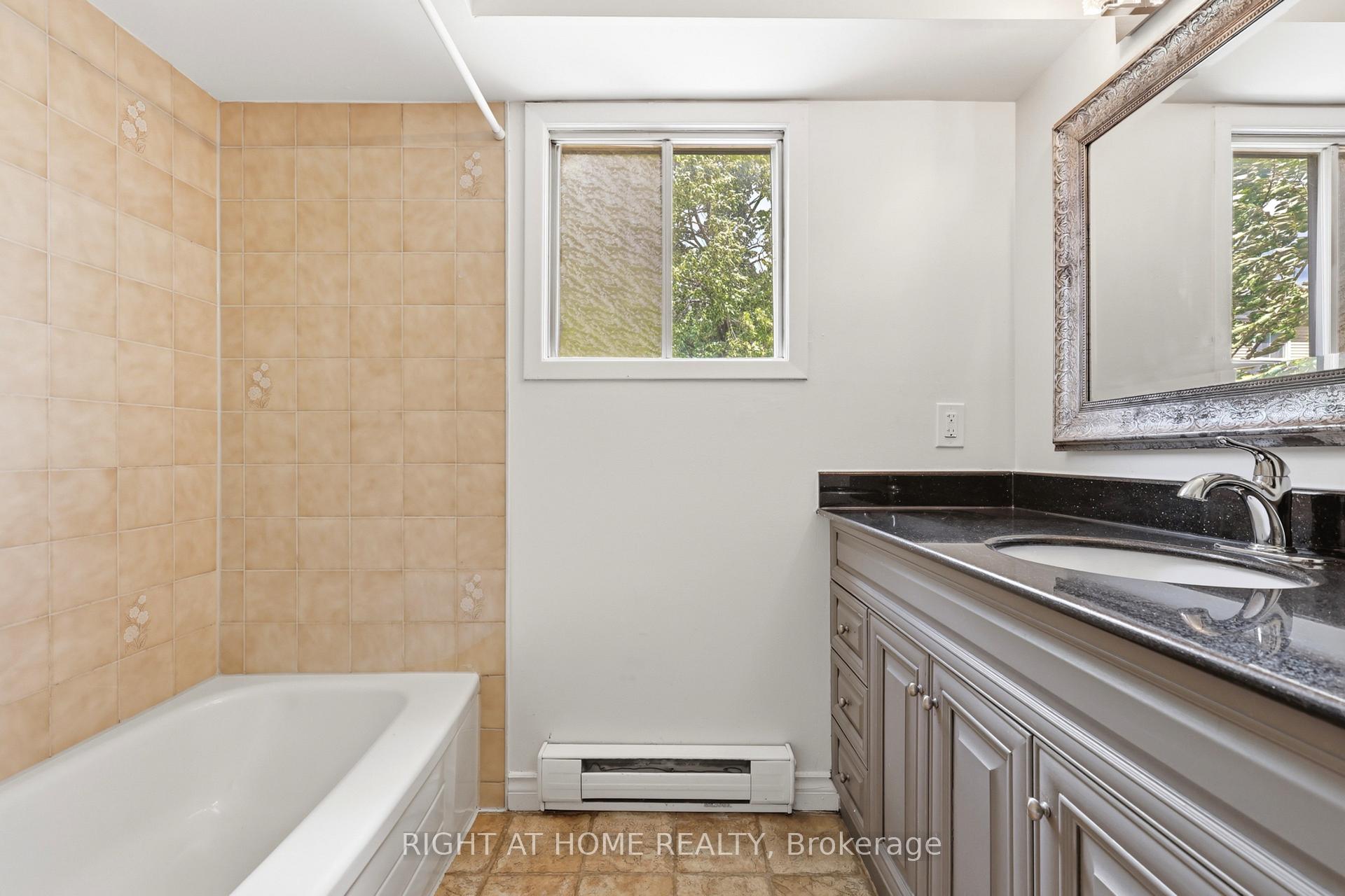 Photo 18 of 68 Overbank Drive, Oshawa, McLaughlin — HOMEH
