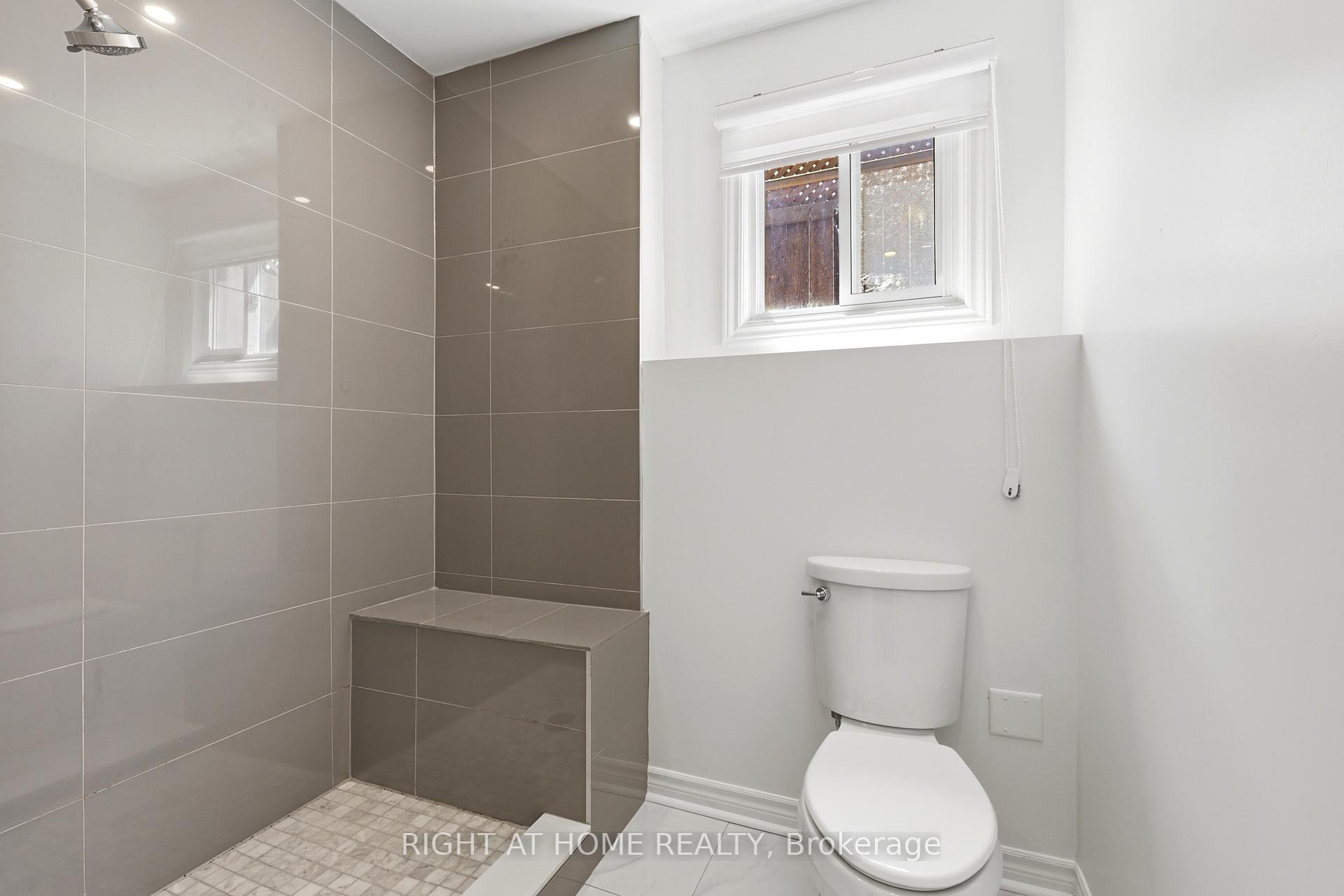 Photo 39 of 68 Overbank Drive, Oshawa, McLaughlin — HOMEH