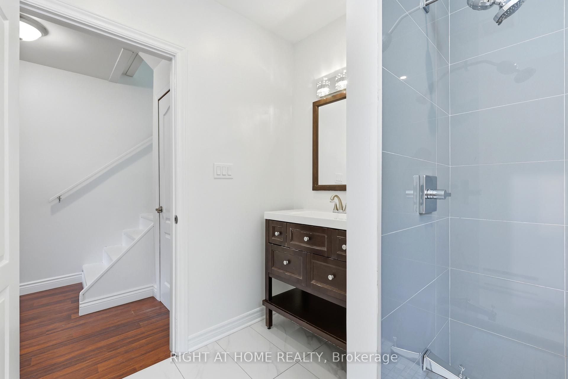 Photo 41 of 68 Overbank Drive, Oshawa, McLaughlin — HOMEH