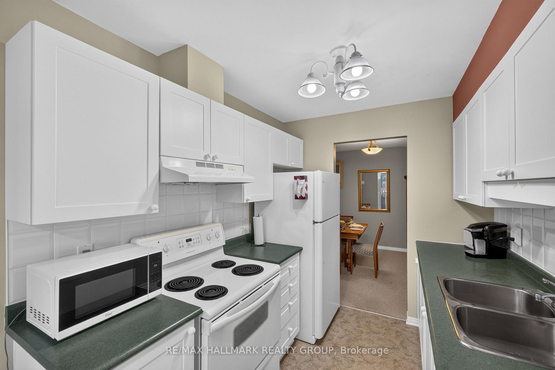 Photo 23 of 103 Tall Oak Private, Ottawa, Riverview Park — HOMEH