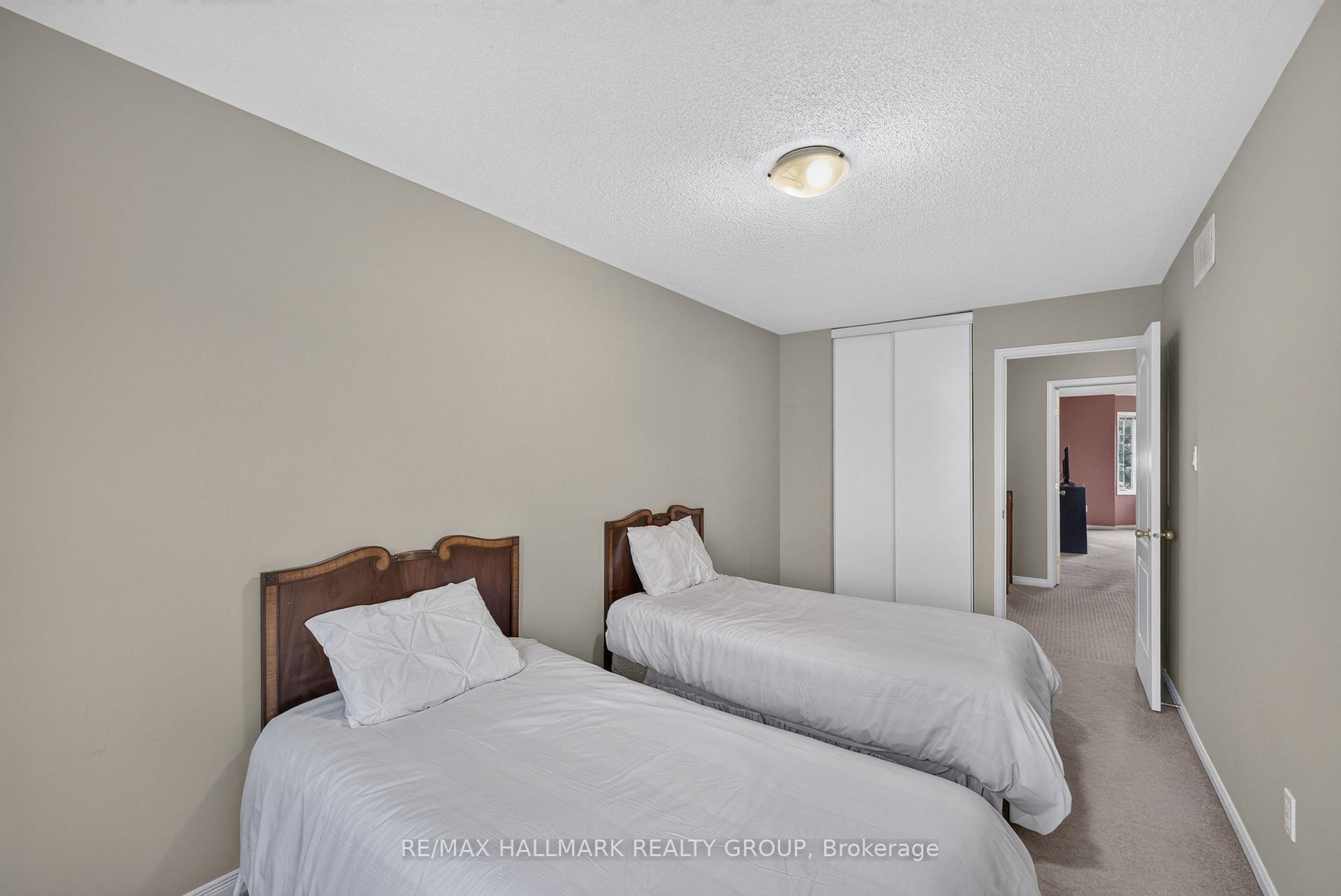 Photo 66 of 103 Tall Oak Private, Ottawa, Riverview Park — HOMEH