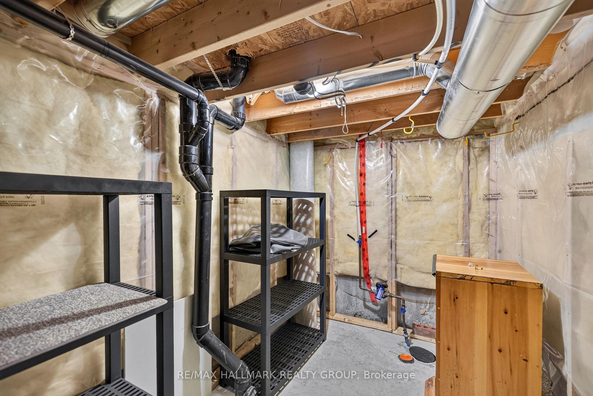Photo 67 of 103 Tall Oak Private, Ottawa, Riverview Park — HOMEH