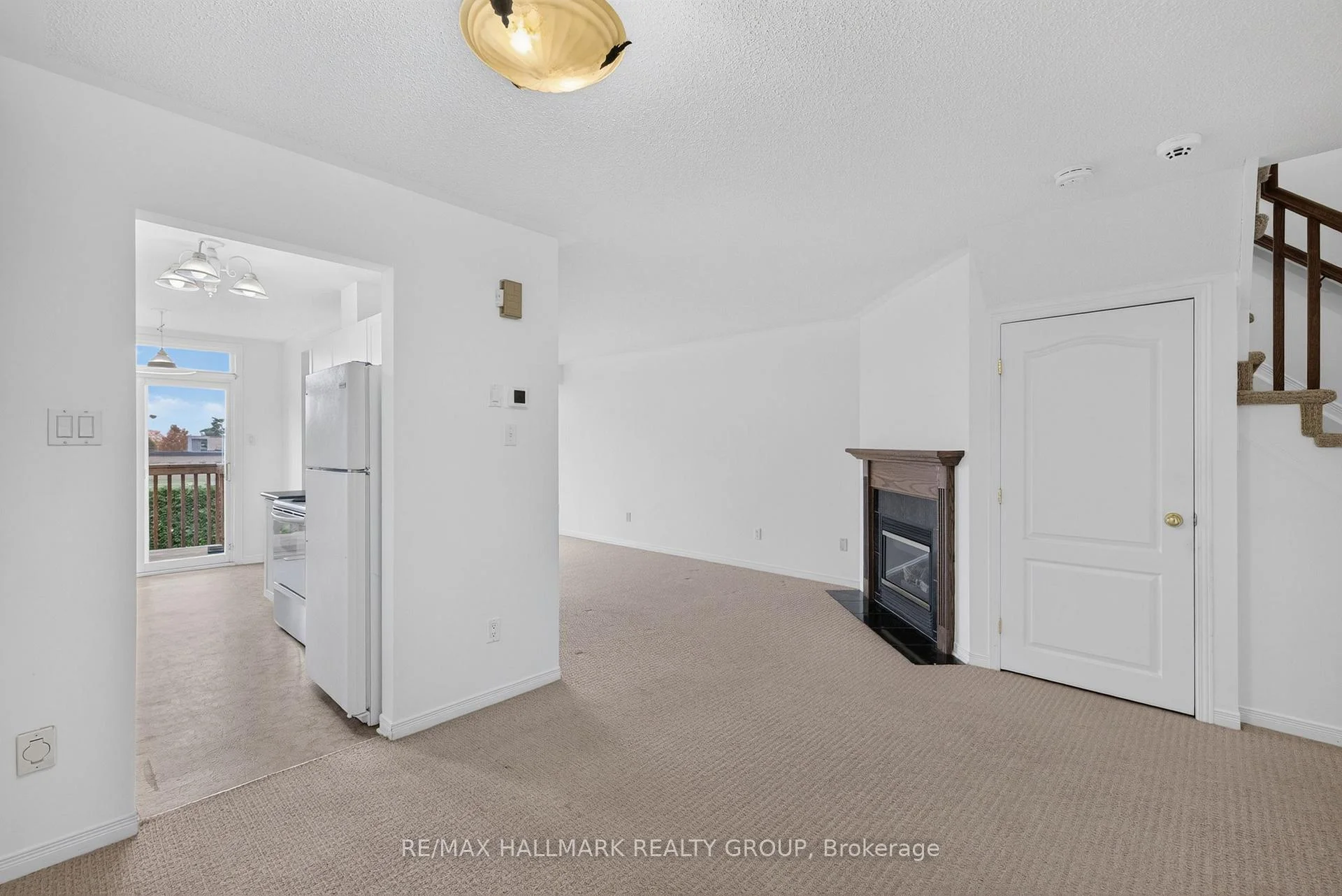 Photo 42 of 103 Tall Oak Private, Ottawa, Riverview Park — HOMEH