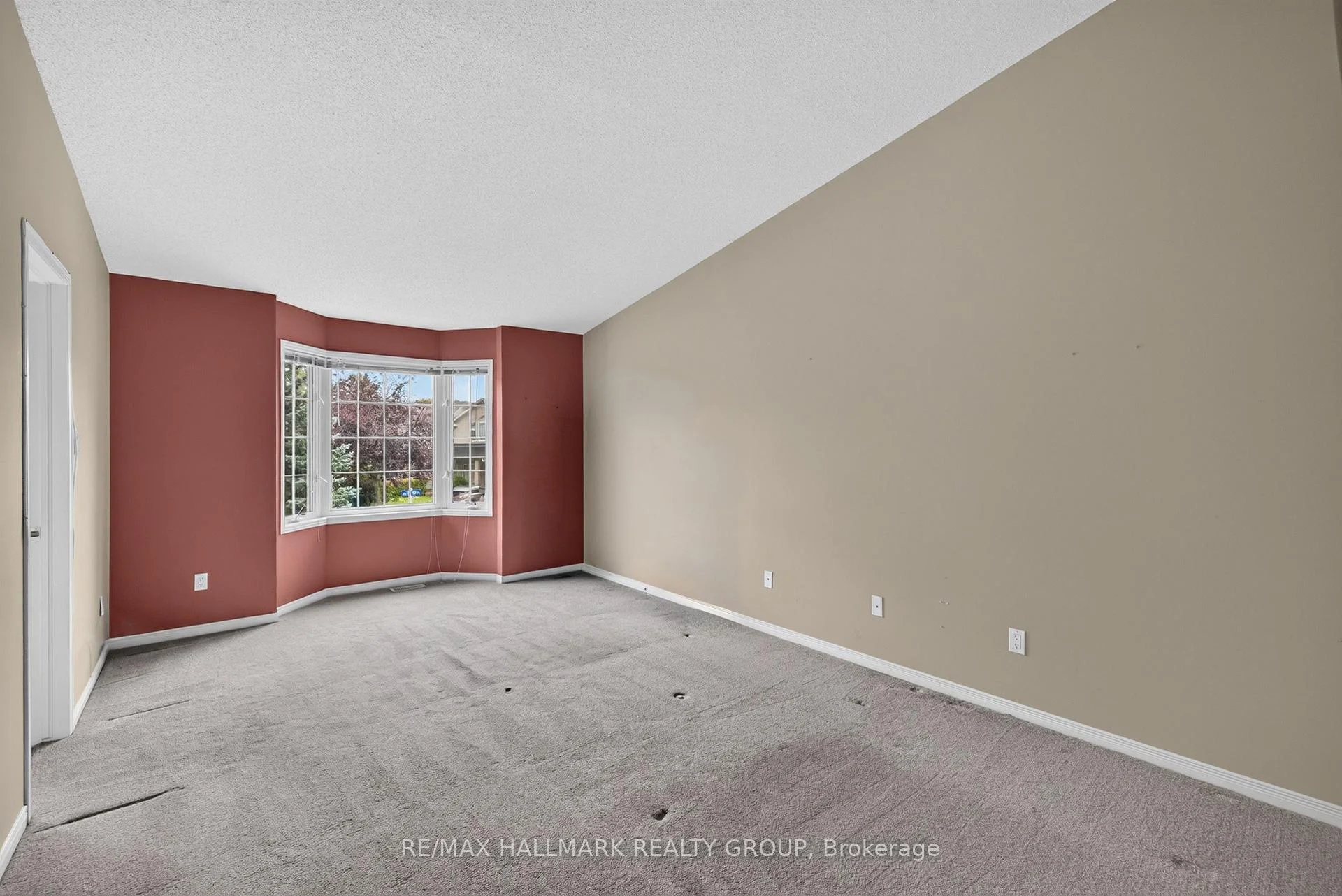 Photo 56 of 103 Tall Oak Private, Ottawa, Riverview Park — HOMEH