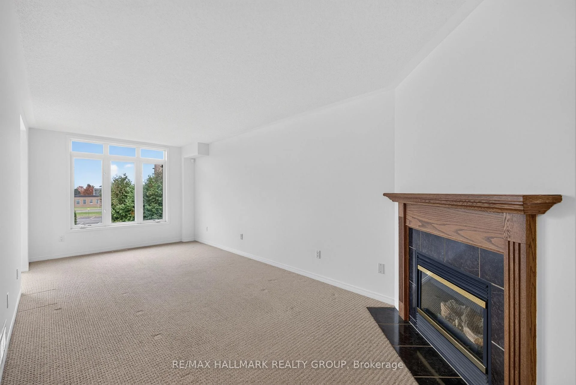 Photo 39 of 103 Tall Oak Private, Ottawa, Riverview Park — HOMEH