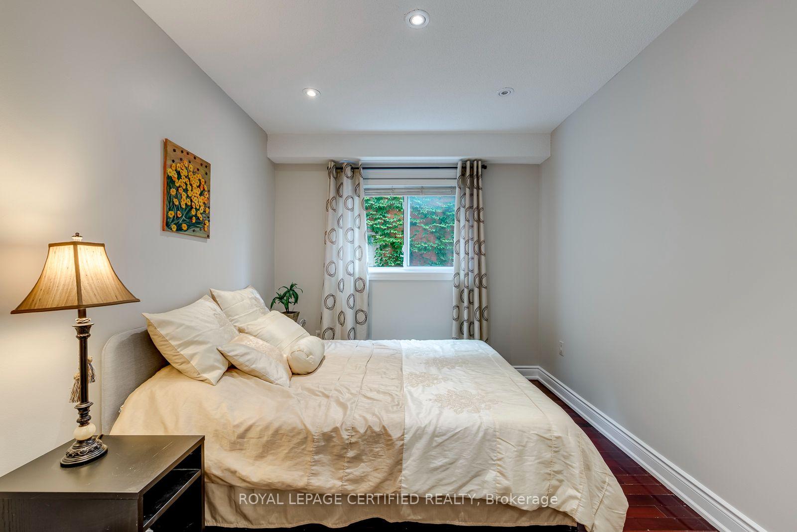 Photo 19 of 6336 Culmore Crescent, Mississauga, East Credit — HOMEH