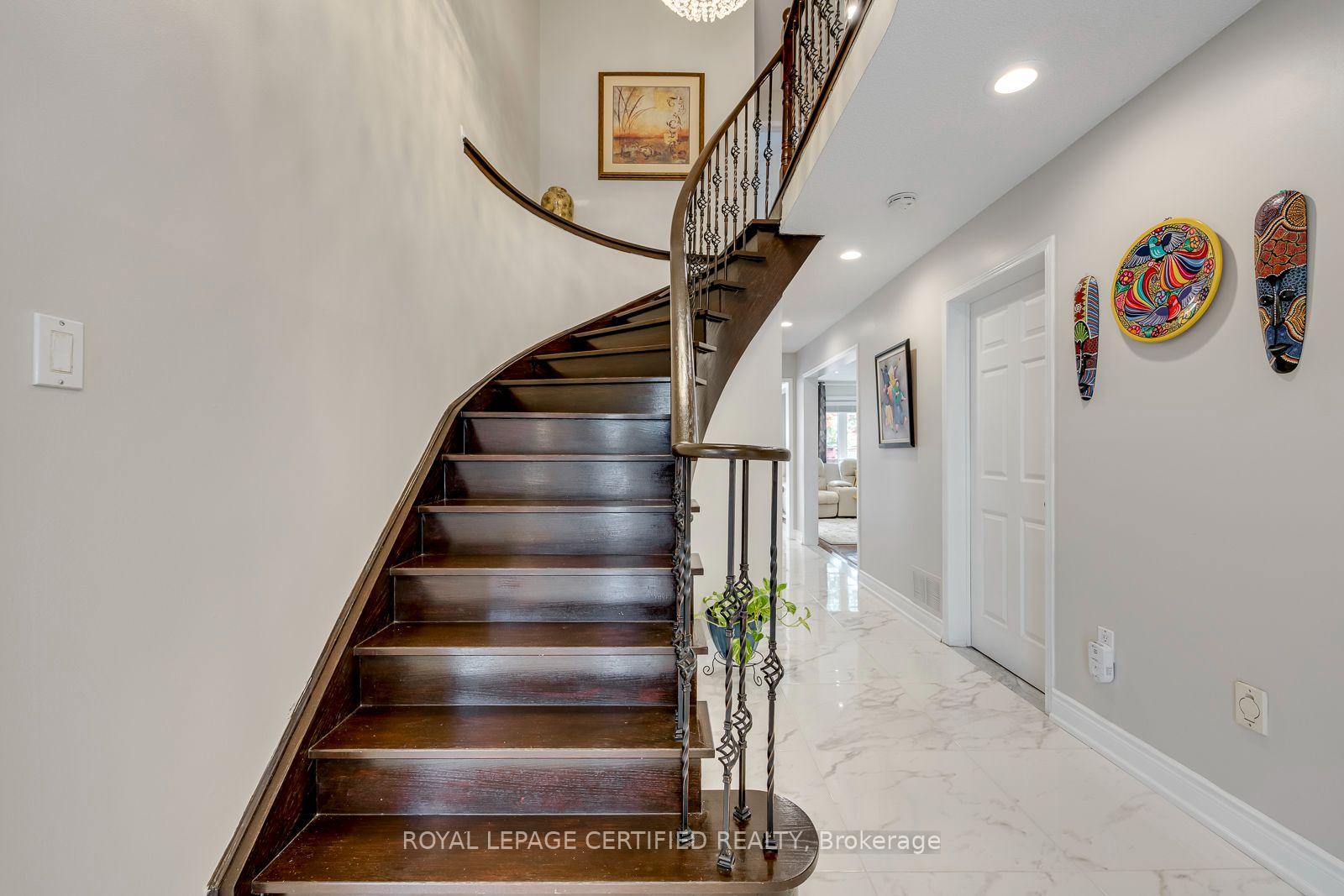 Photo 22 of 6336 Culmore Crescent, Mississauga, East Credit — HOMEH