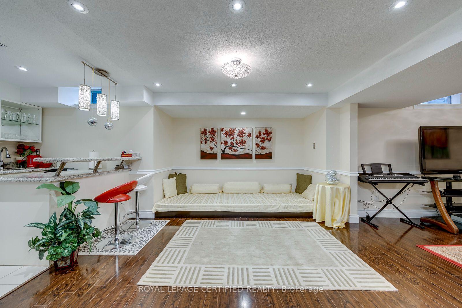 Photo 38 of 6336 Culmore Crescent, Mississauga, East Credit — HOMEH