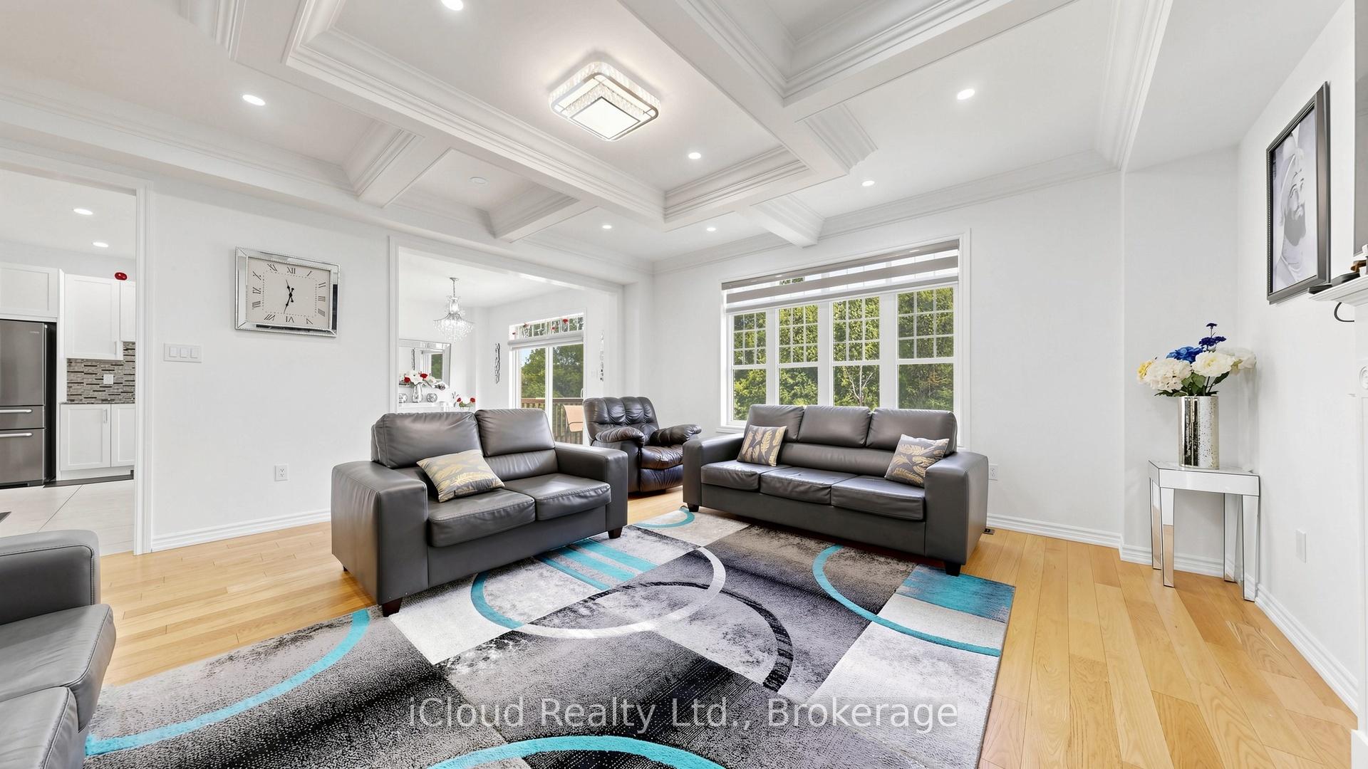 Photo 9 of 193 Thornbush Boulevard E, Brampton, Northwest Brampton — HOMEH