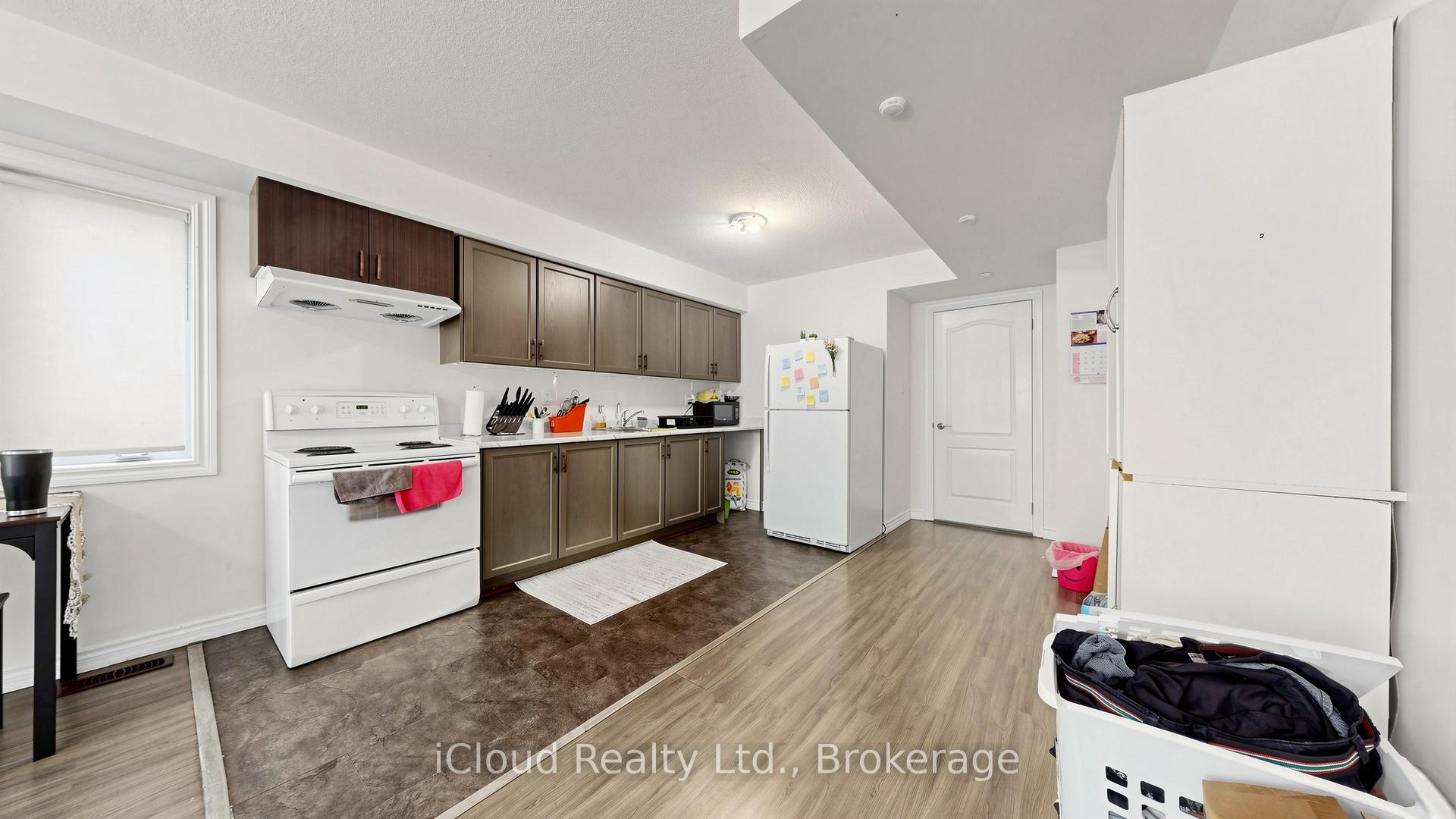 Photo 36 of 193 Thornbush Boulevard E, Brampton, Northwest Brampton — HOMEH