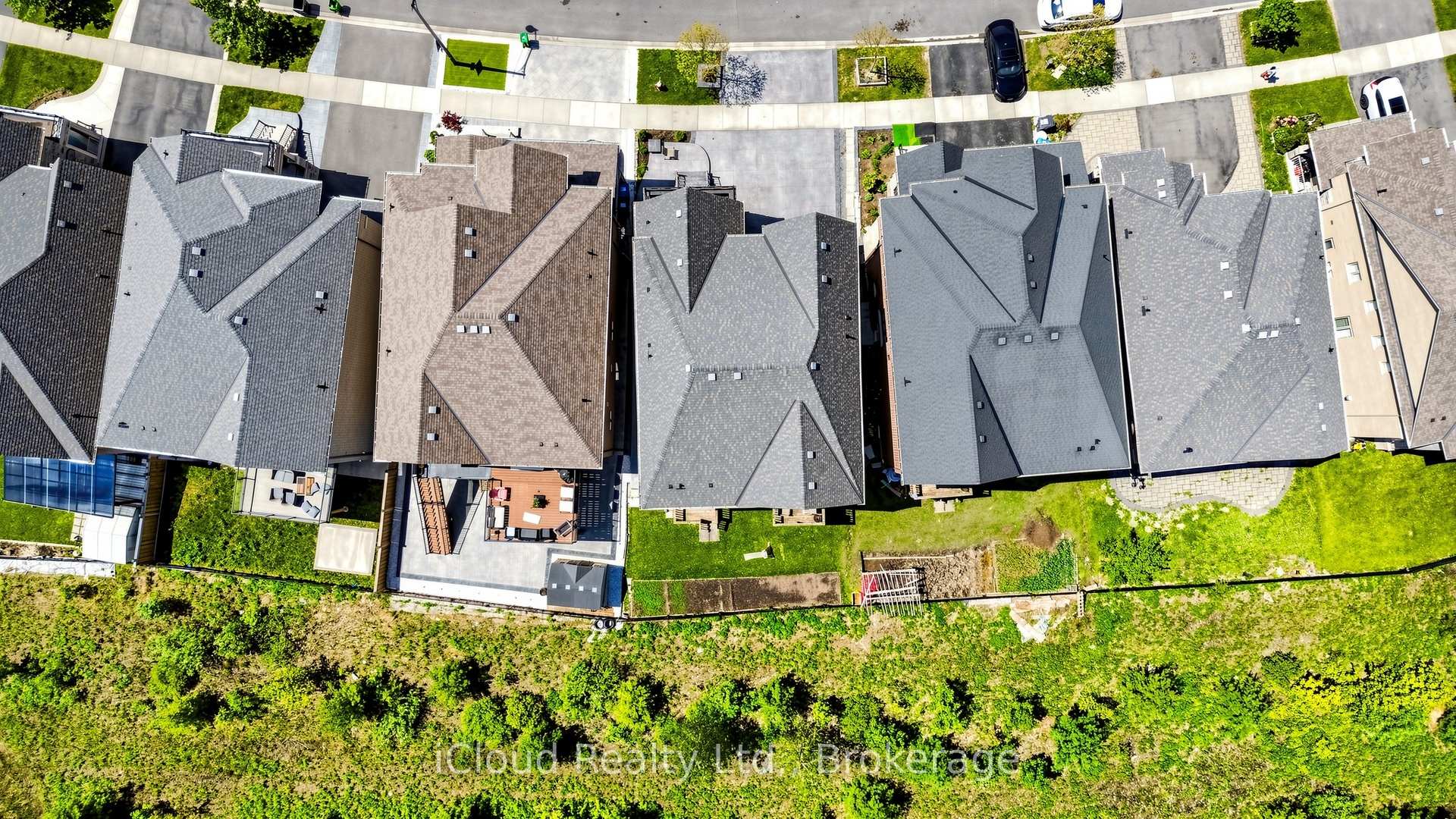 Photo 48 of 193 Thornbush Boulevard E, Brampton, Northwest Brampton — HOMEH