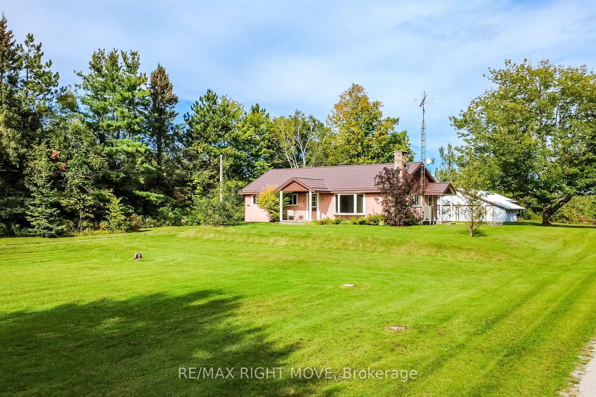 Photo of 574 Lake Dalrymple Road