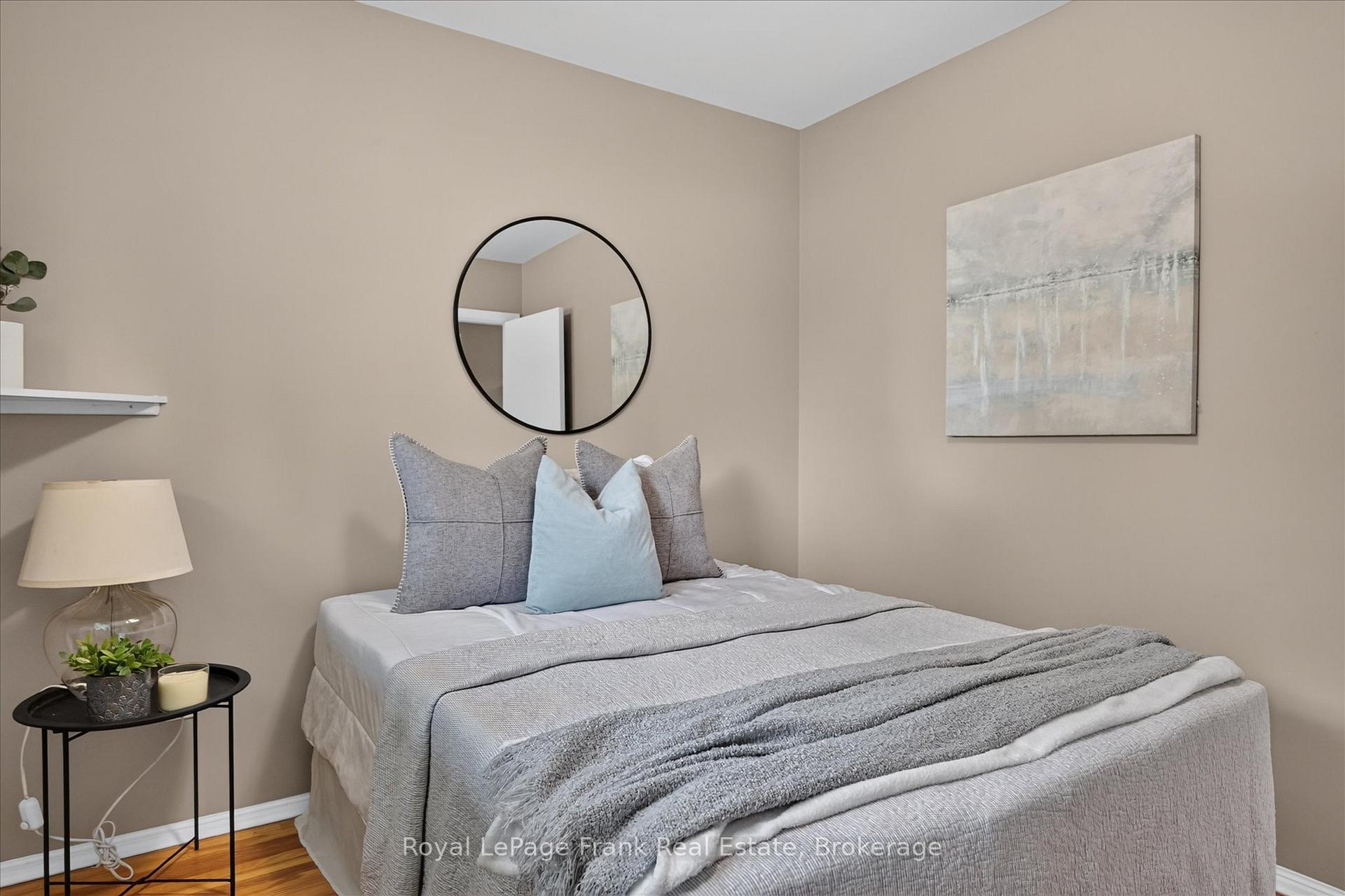 Photo 24 of 870 Hemlock Street, Peterborough, Northcrest Ward 5 — HOMEH