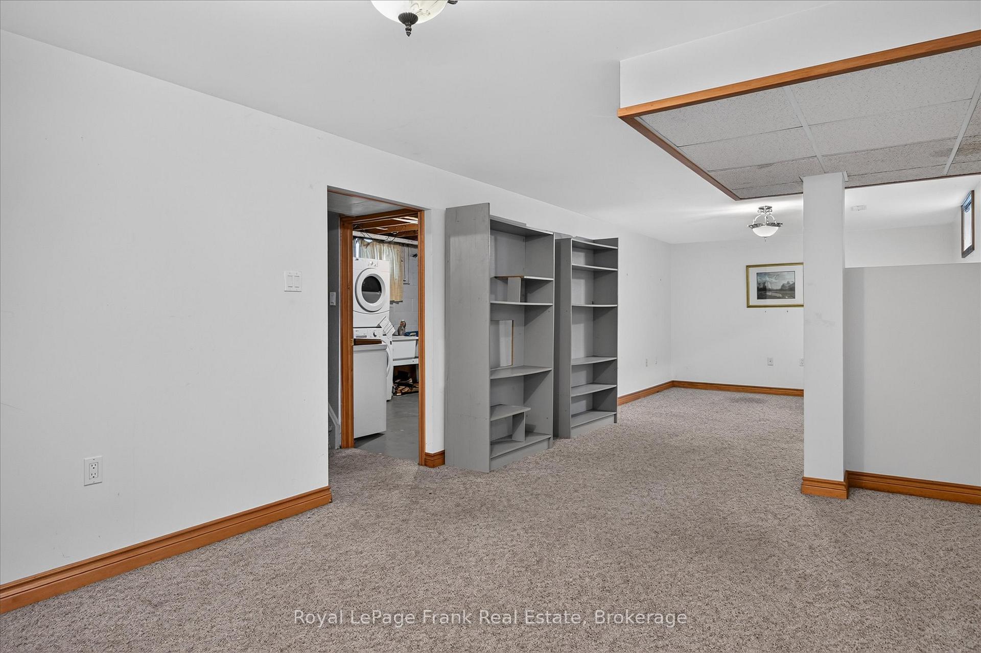 Photo 27 of 870 Hemlock Street, Peterborough, Northcrest Ward 5 — HOMEH