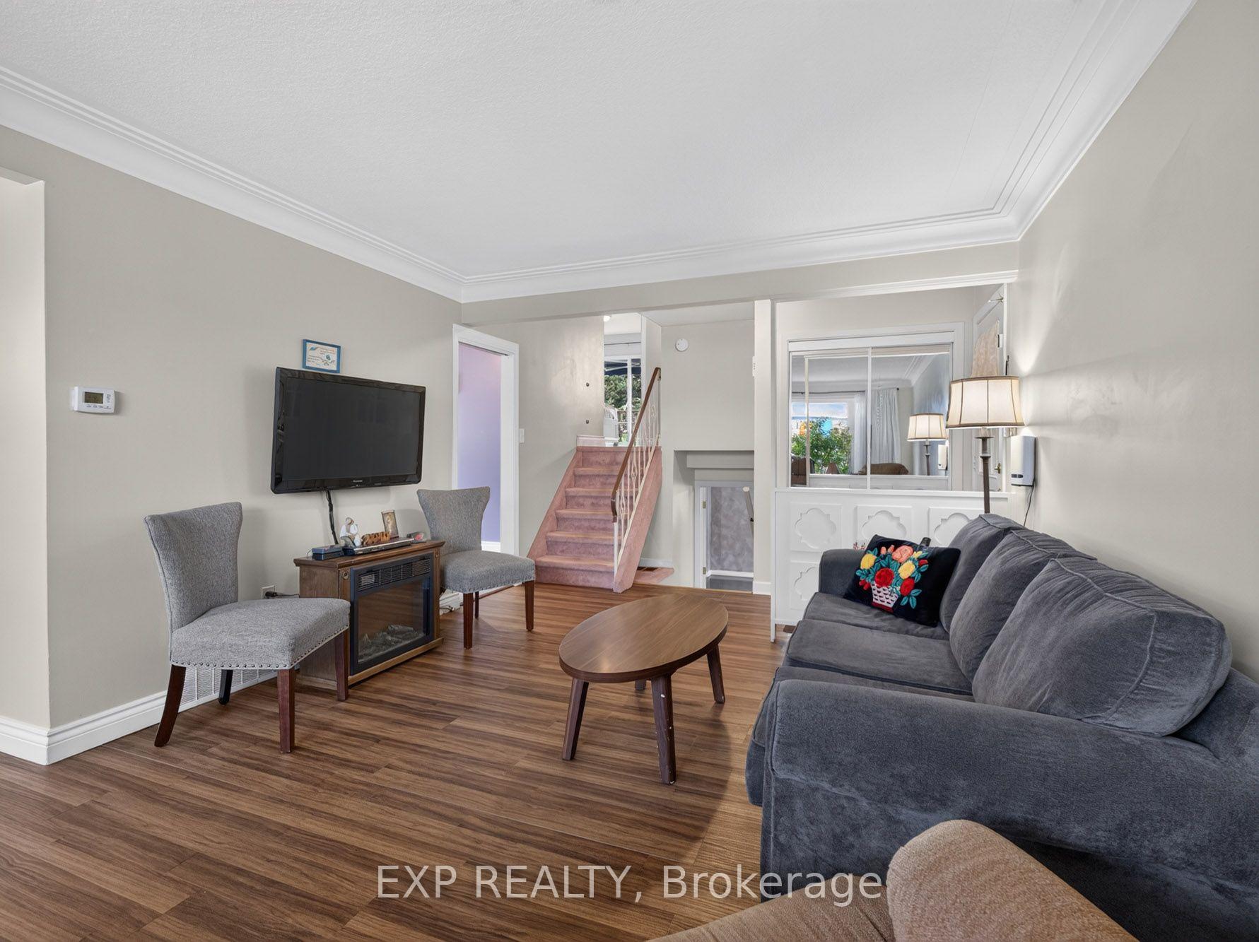Photo 6 of 4543 Montrose Road, Niagara Falls, Ascot — HOMEH