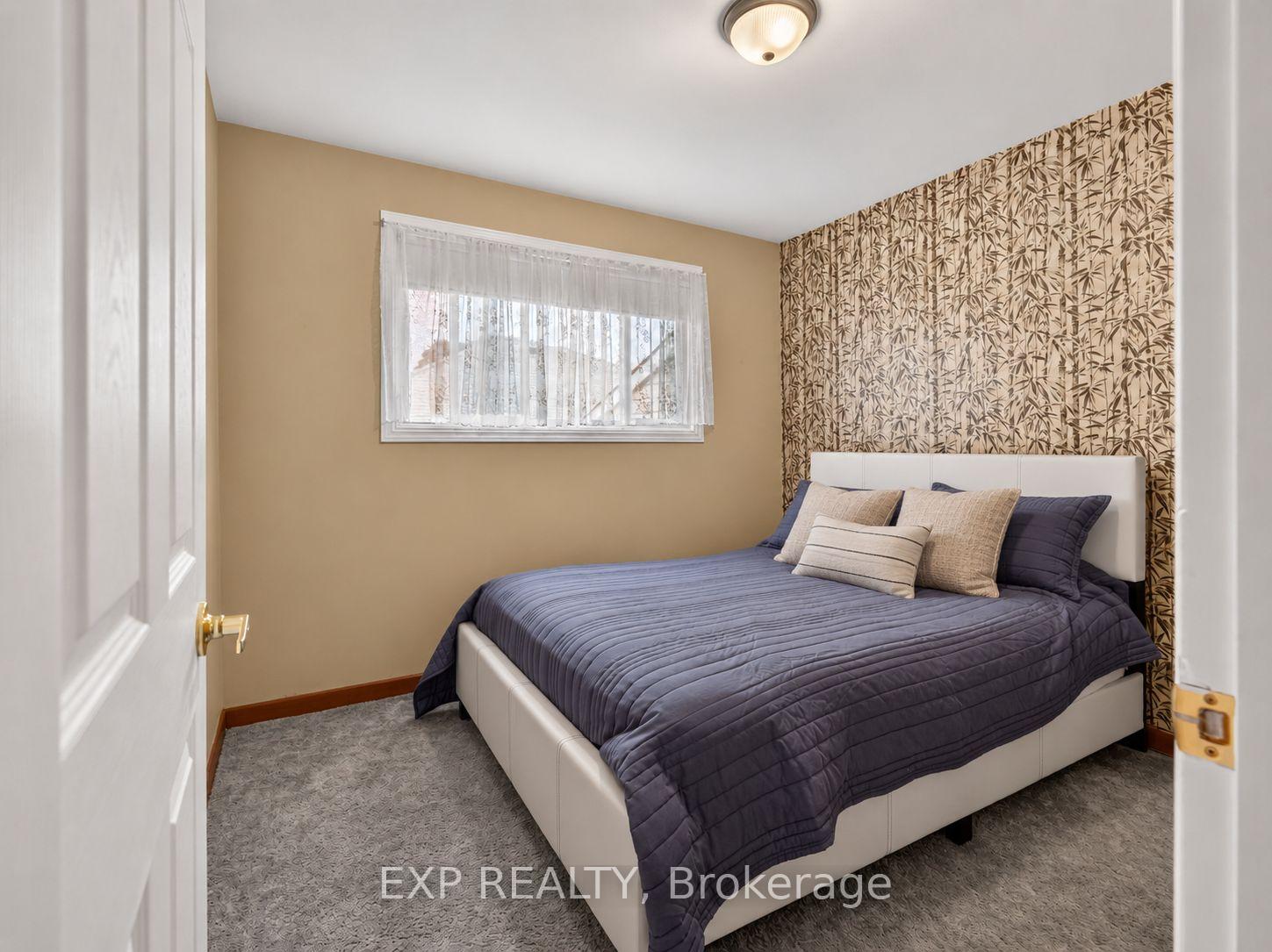 Photo 16 of 4543 Montrose Road, Niagara Falls, Ascot — HOMEH