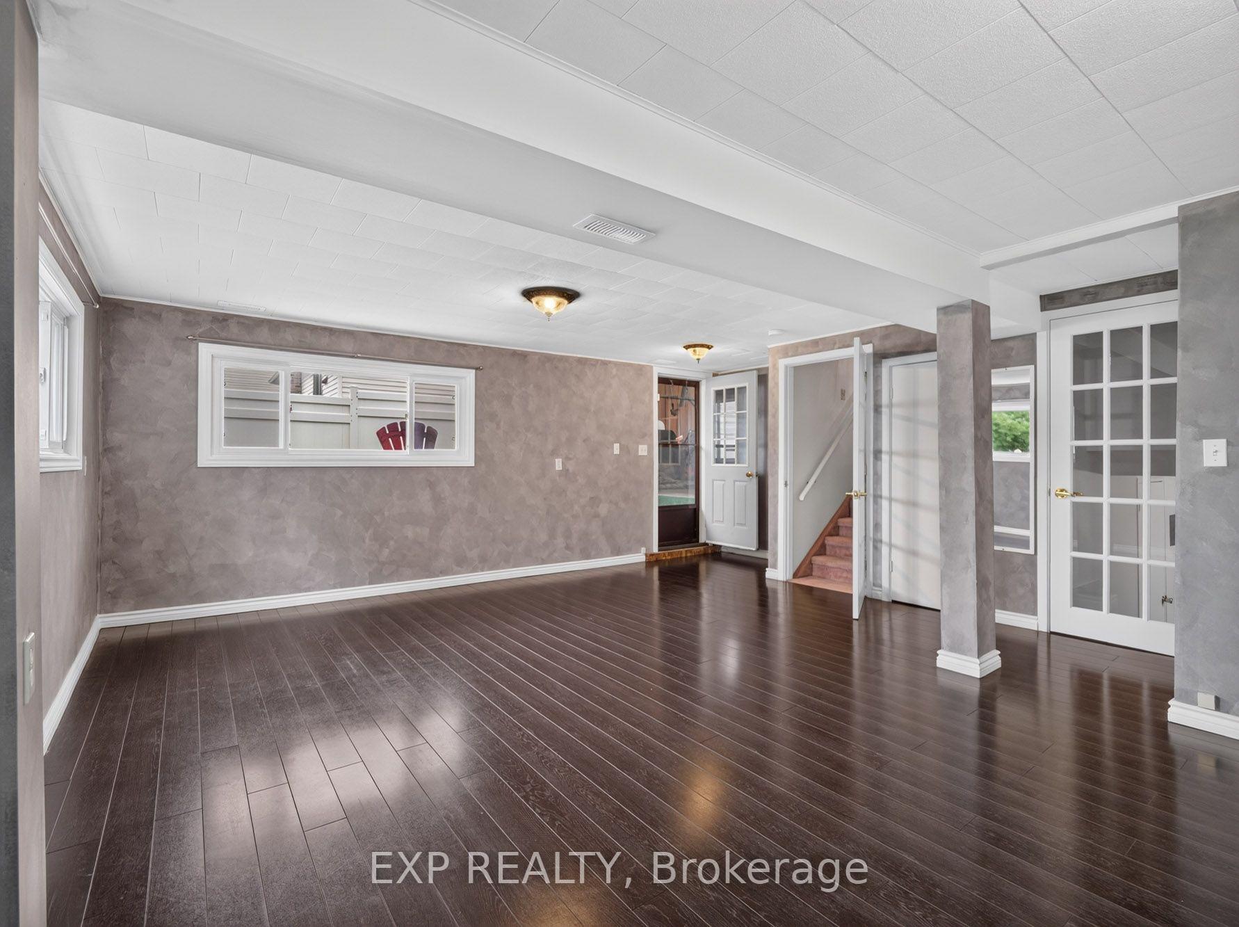Photo 21 of 4543 Montrose Road, Niagara Falls, Ascot — HOMEH