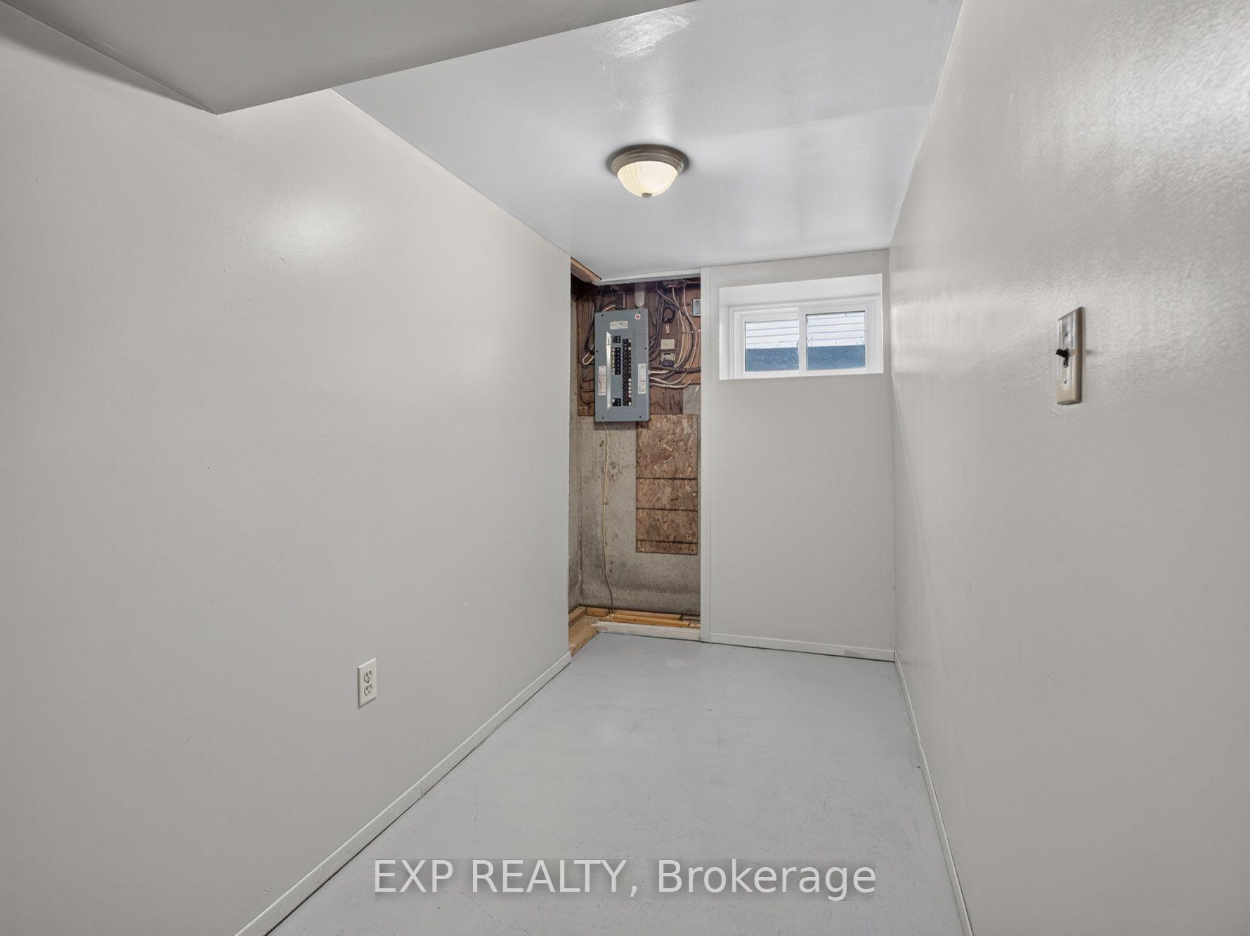 Photo 25 of 4543 Montrose Road, Niagara Falls, Ascot — HOMEH