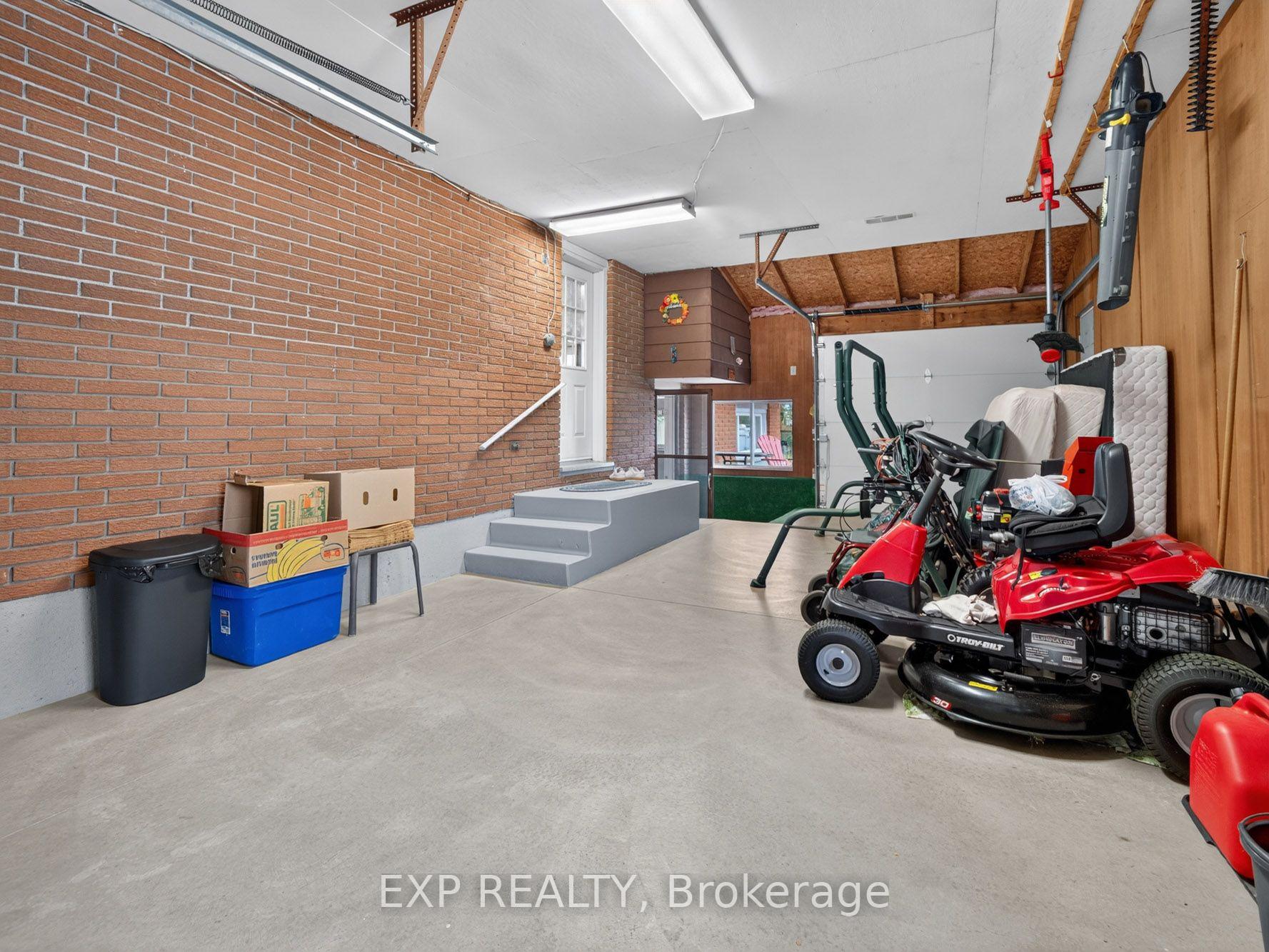 Photo 30 of 4543 Montrose Road, Niagara Falls, Ascot — HOMEH
