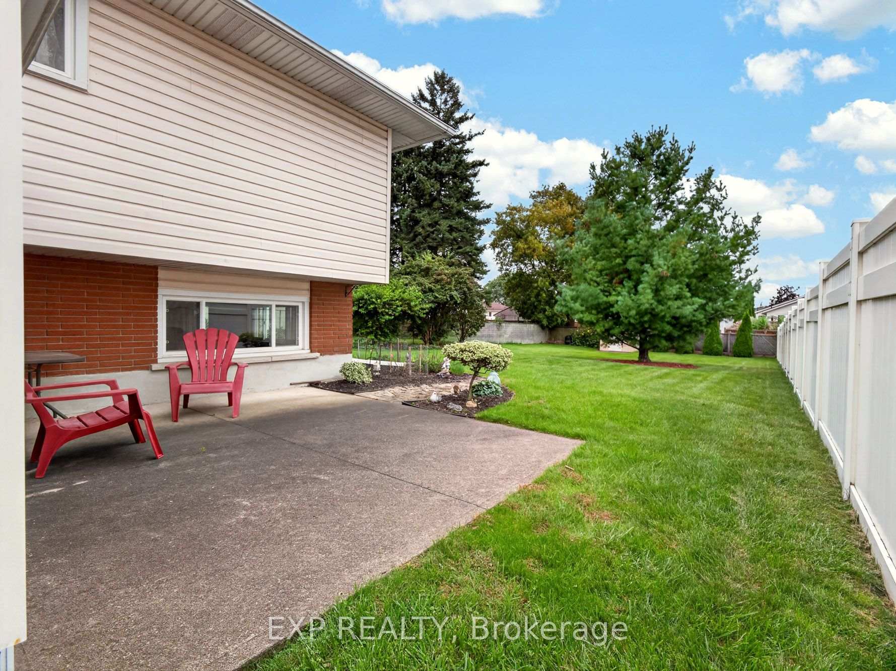 Photo 32 of 4543 Montrose Road, Niagara Falls, Ascot — HOMEH