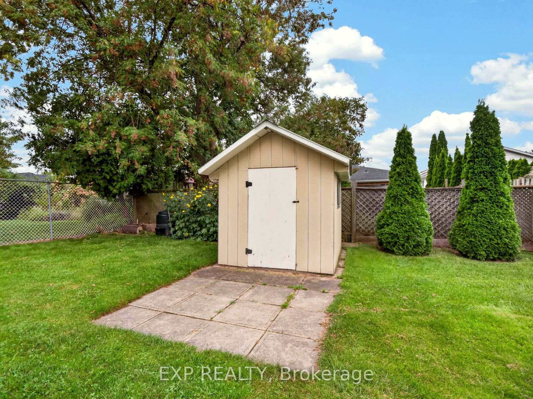 Photo 34 of 4543 Montrose Road, Niagara Falls, Ascot — HOMEH