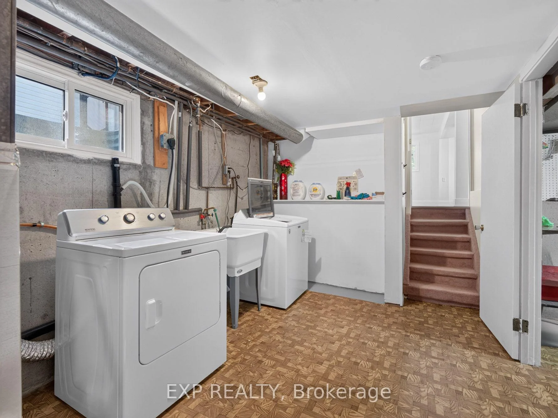 Photo 28 of 4543 Montrose Road, Niagara Falls, Ascot — HOMEH