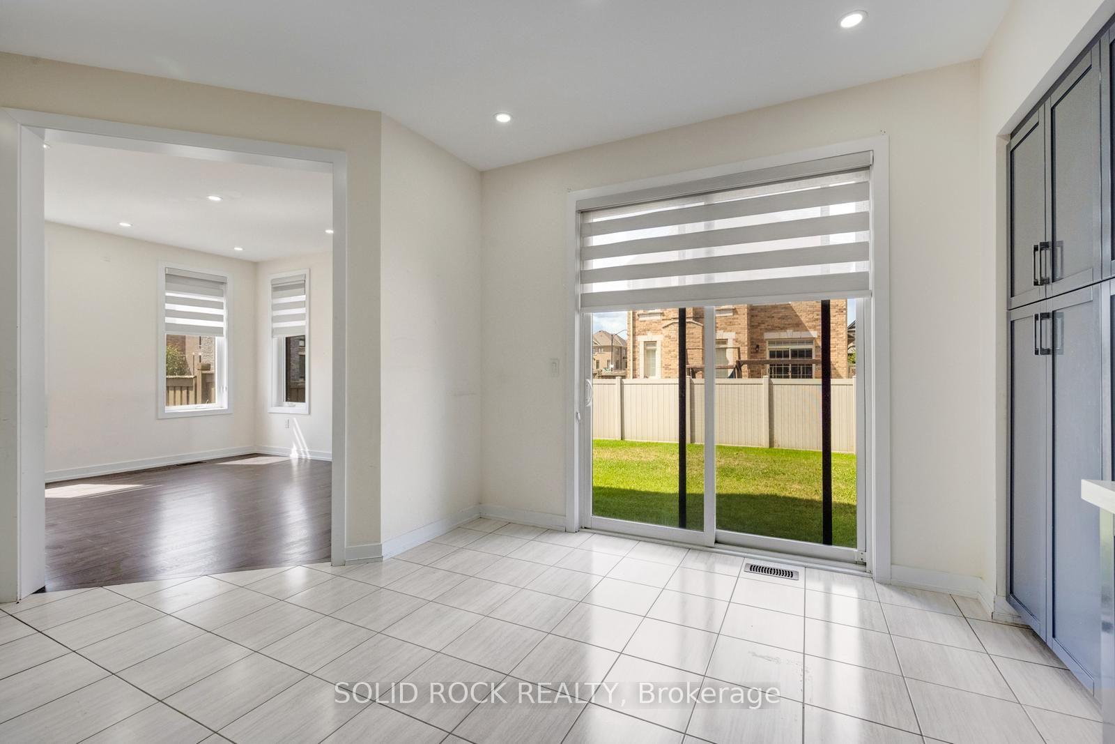 Photo 5 of 93 Parity Road, Brampton, Credit Valley — HOMEH