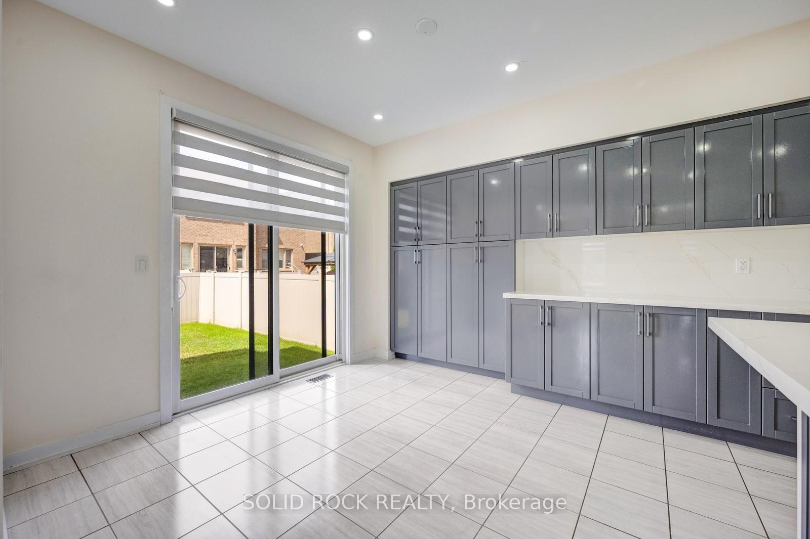 Photo 6 of 93 Parity Road, Brampton, Credit Valley — HOMEH