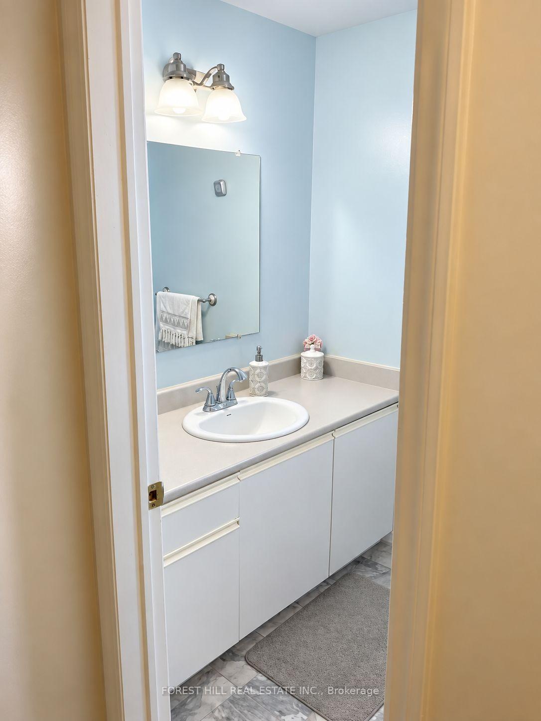 Photo 18 of Unit 10, 1294 Byron Baseline Road, London, South K — HOMEH