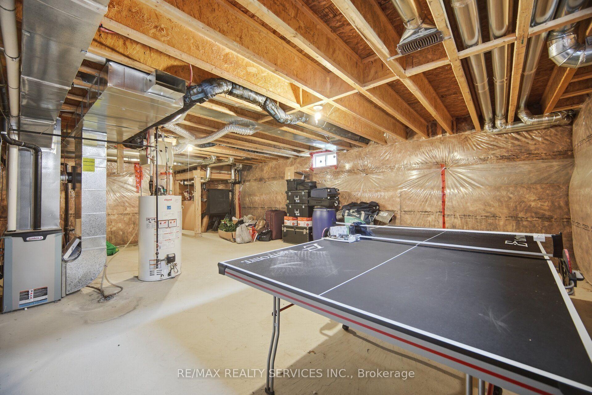 Photo 40 of 25 Yately Street, Brampton, Northwest Brampton — HOMEH