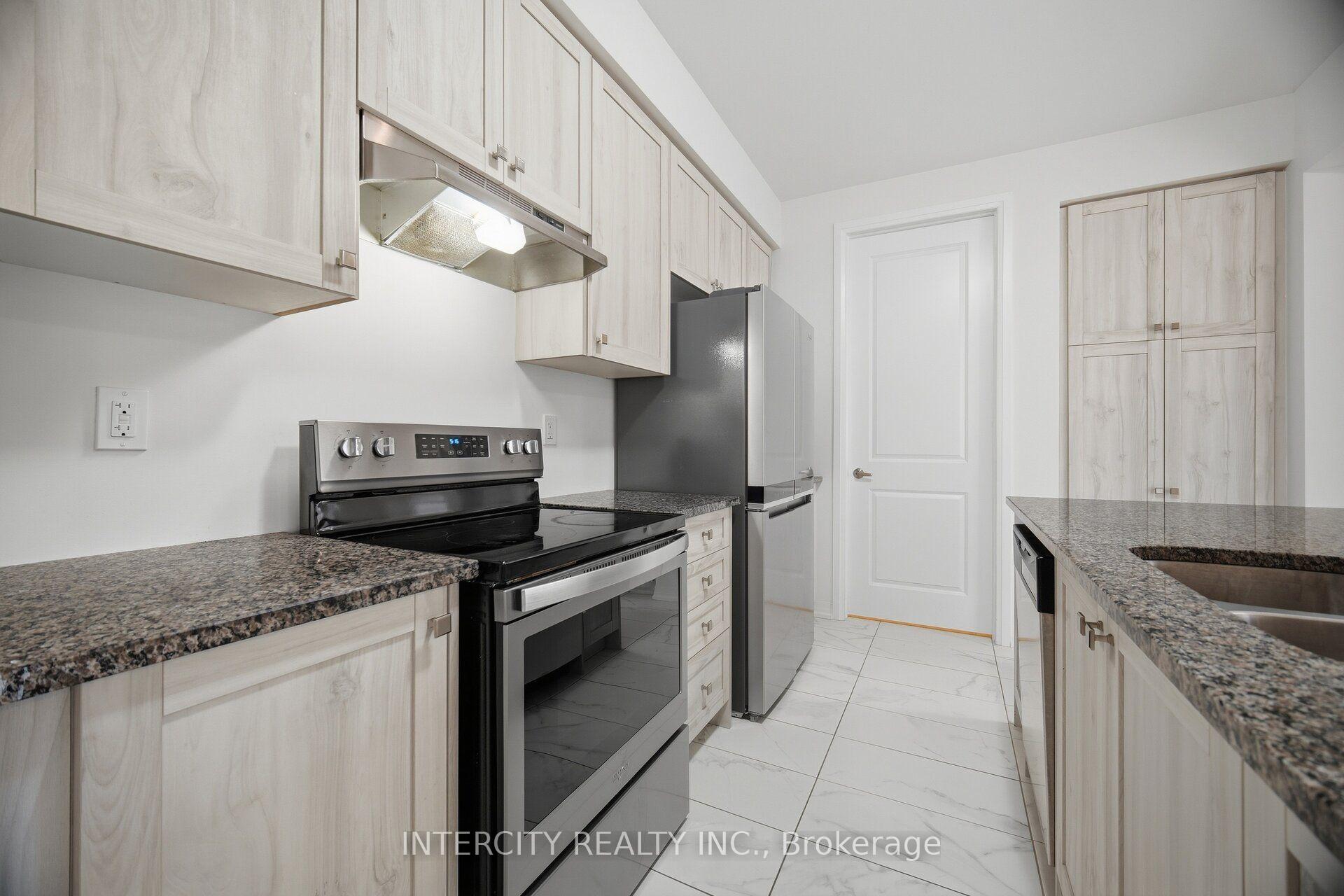 Photo 9 of 23 Weylie Street, Hamilton, Mount Hope — HOMEH