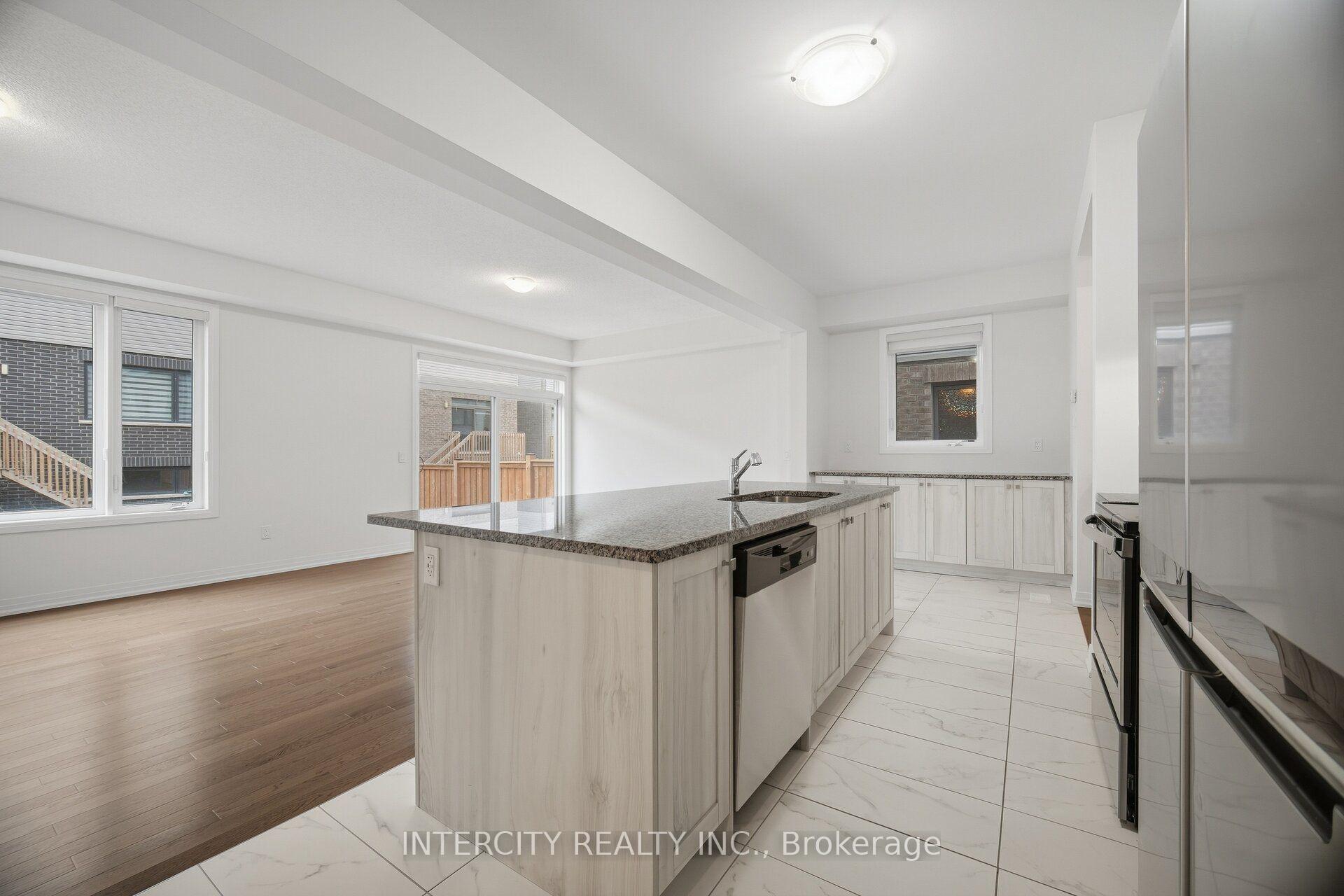 Photo 12 of 23 Weylie Street, Hamilton, Mount Hope — HOMEH