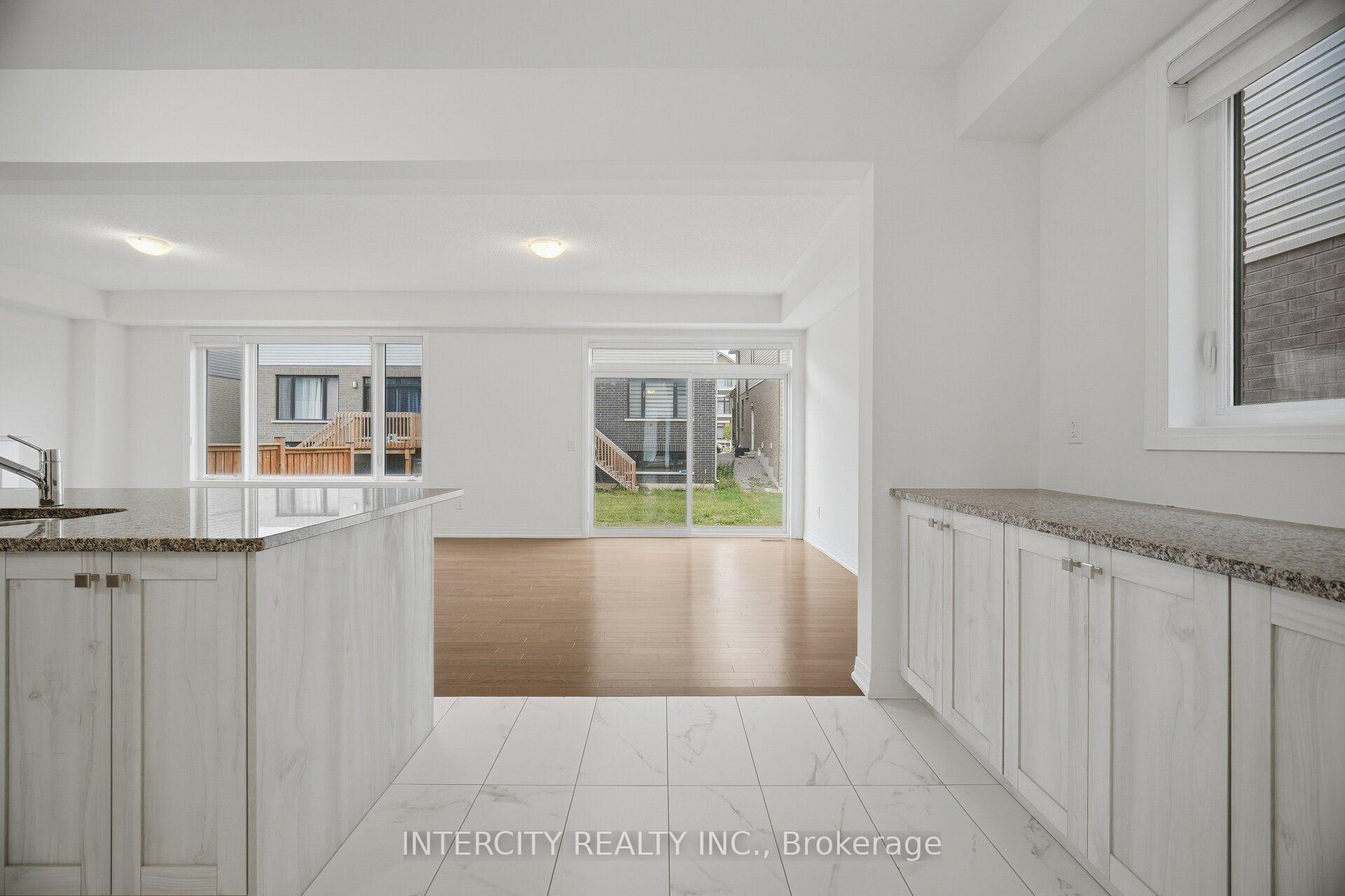 Photo 15 of 23 Weylie Street, Hamilton, Mount Hope — HOMEH