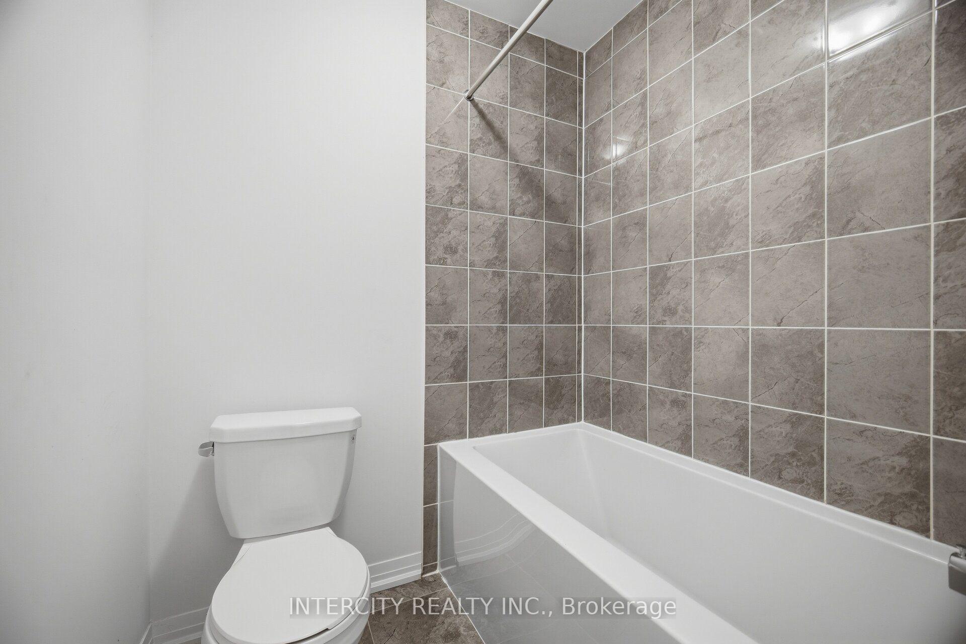 Photo 43 of 23 Weylie Street, Hamilton, Mount Hope — HOMEH