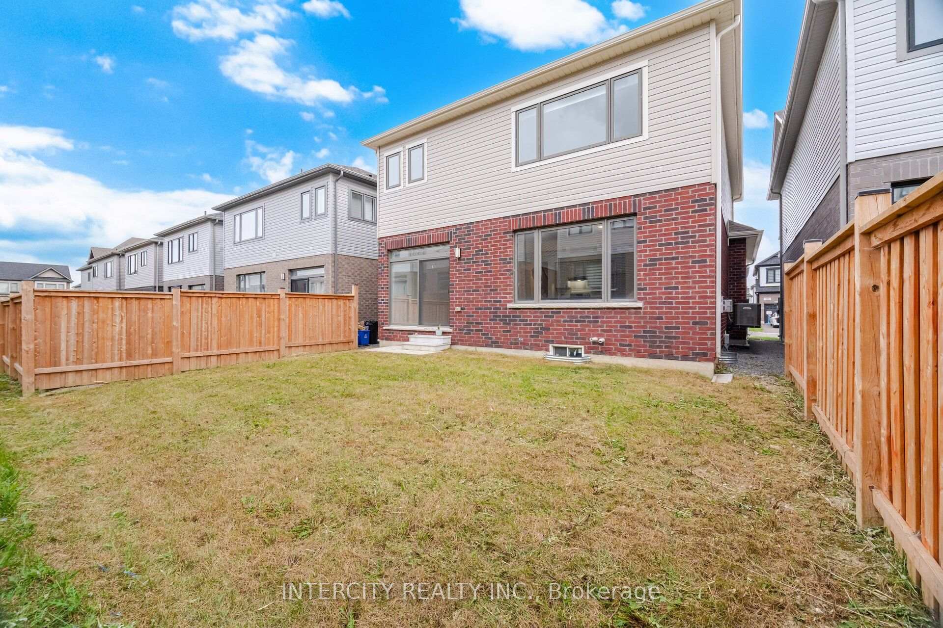 Photo 50 of 23 Weylie Street, Hamilton, Mount Hope — HOMEH
