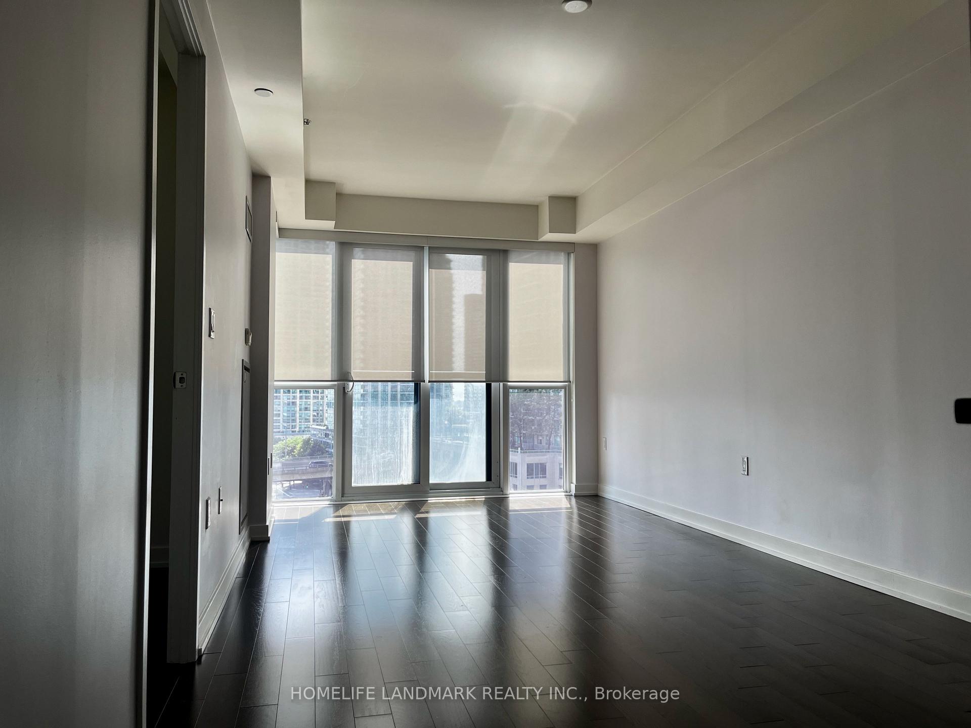 Photo 4 of Unit 801, 1 The Esplanade Drive, Toronto, Waterfront Communities — HOMEH