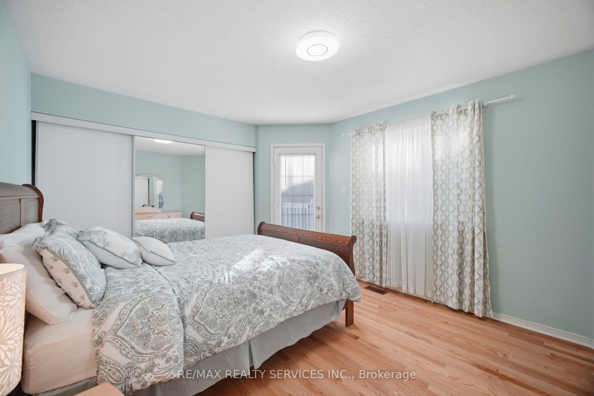 Photo 29 of 39 Legend Lane, Brampton, Fletcher's Creek Village — HOMEH
