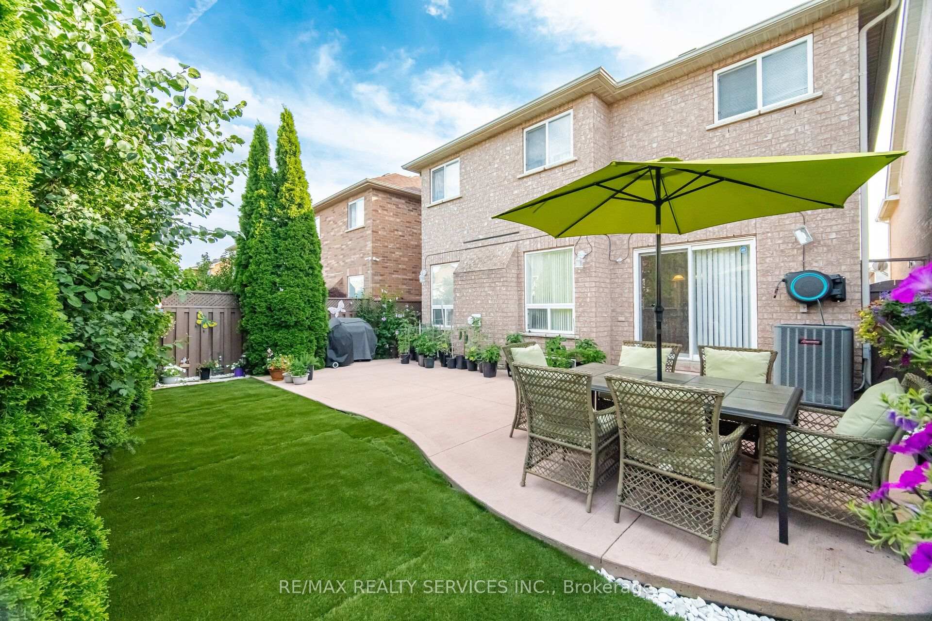 Photo 48 of 39 Legend Lane, Brampton, Fletcher's Creek Village — HOMEH