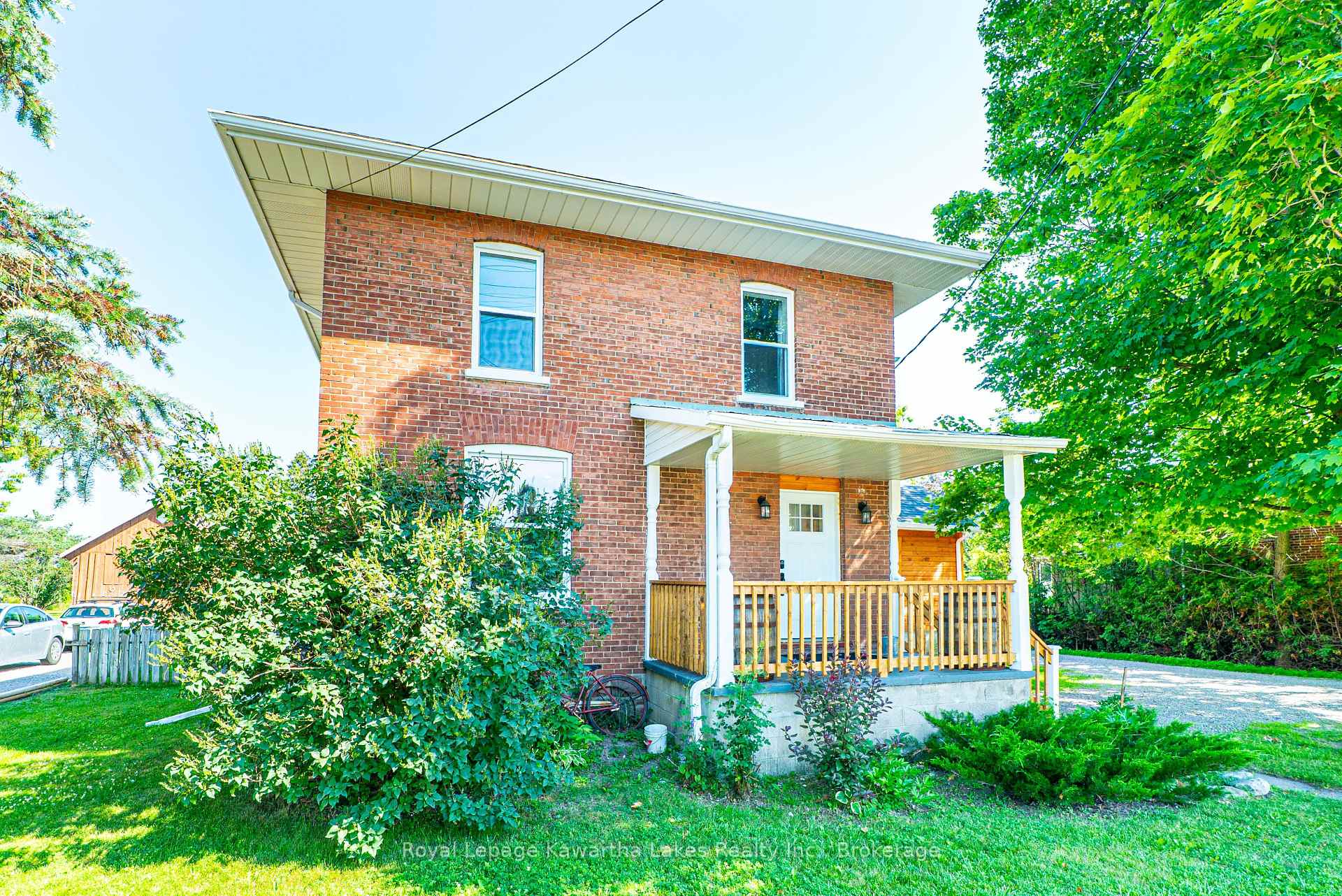 Photo 2 of 907 Highway 7, Kawartha Lakes, Oakwood — HOMEH