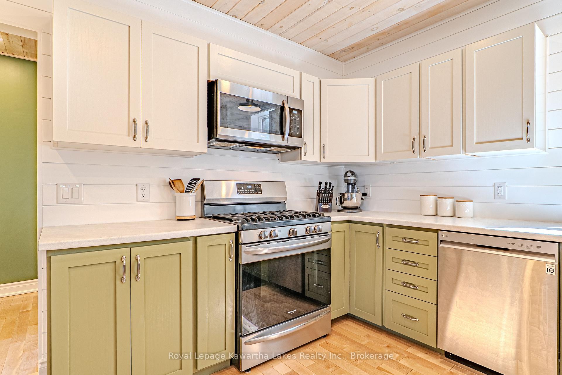 Photo 35 of 907 Highway 7, Kawartha Lakes, Oakwood — HOMEH