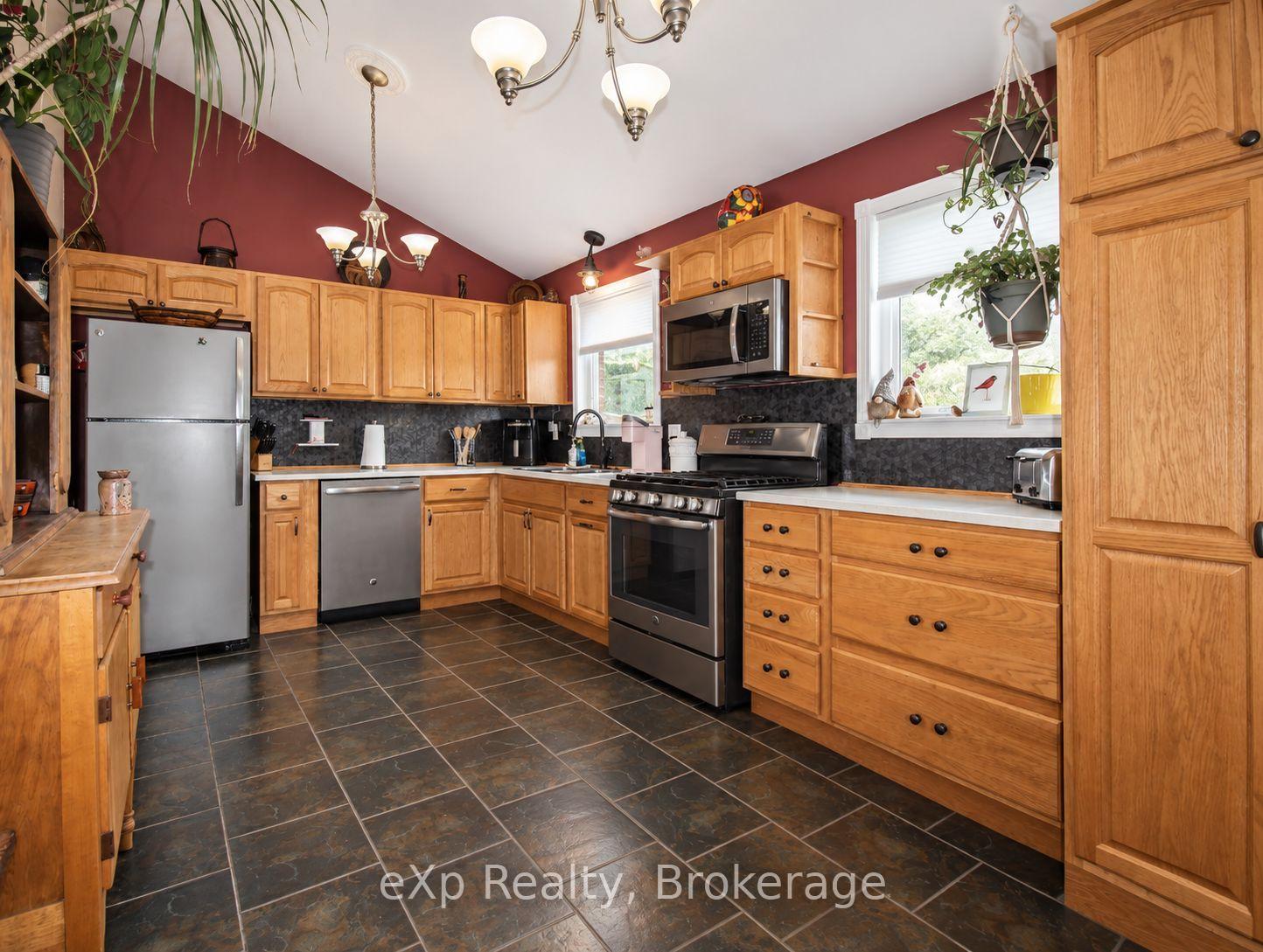 Photo 2 of 111690 Grey Road 14, Southgate — HOMEH